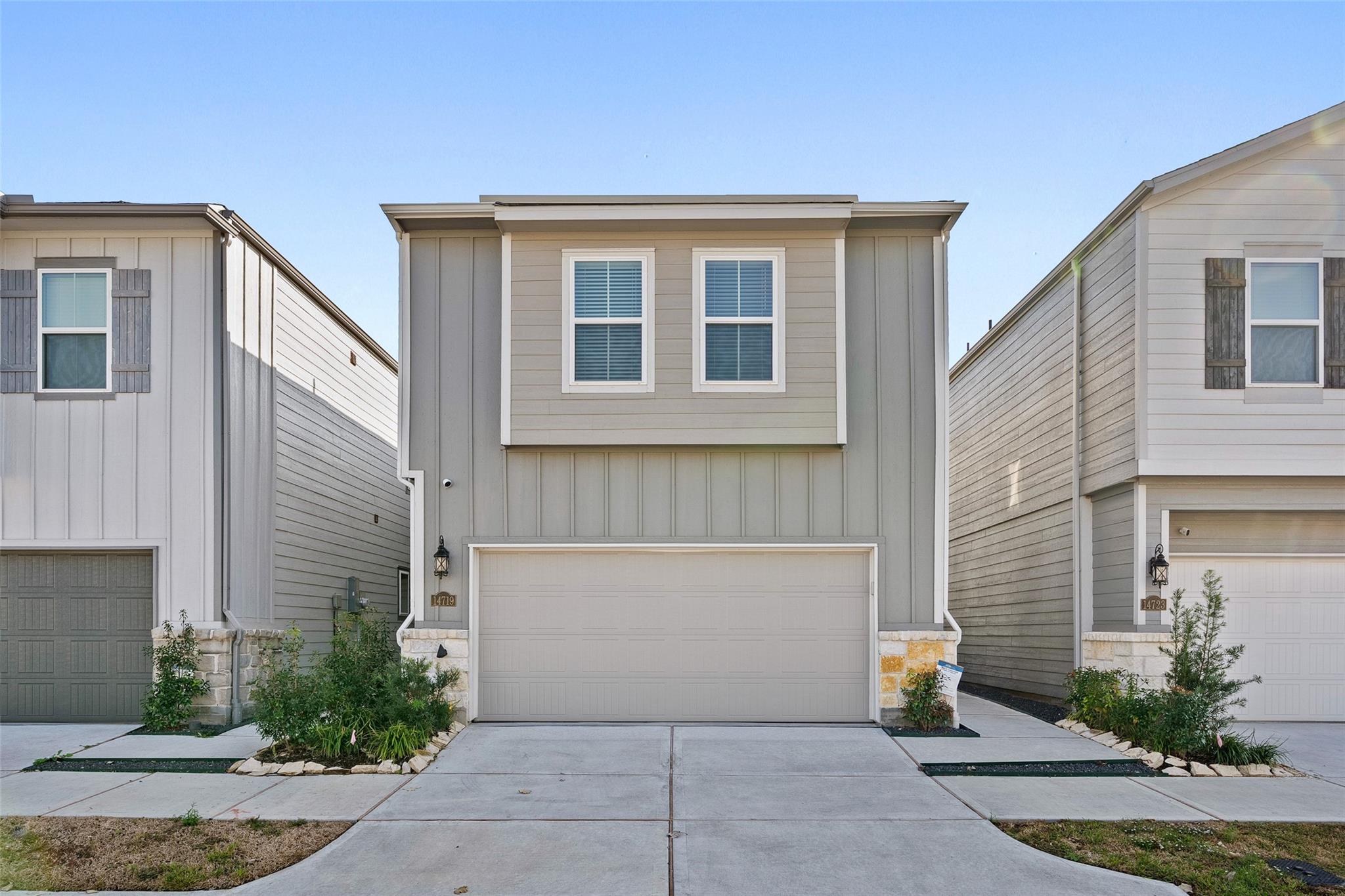 14719 Silent Gulf Avenue