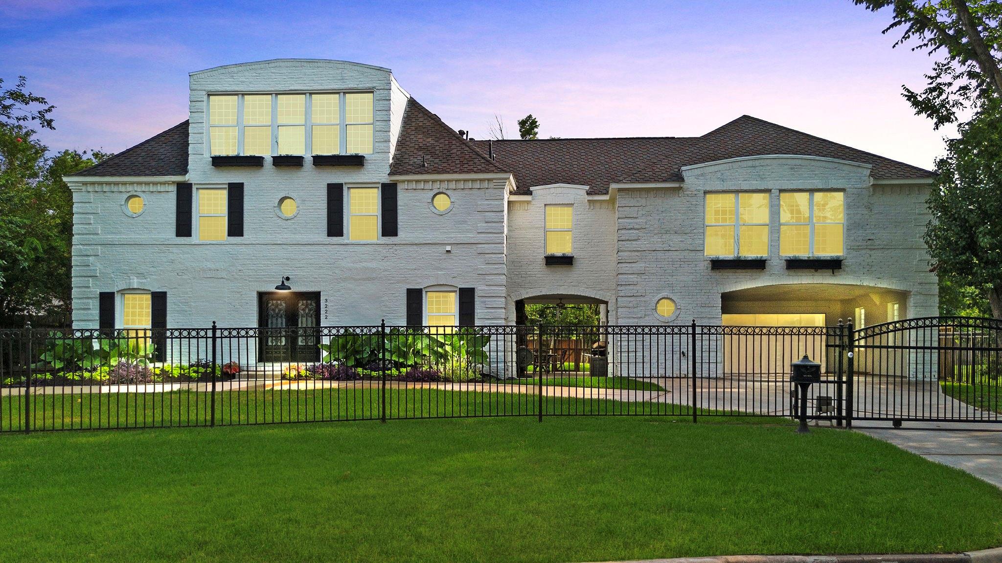 3222 Oakmont Street