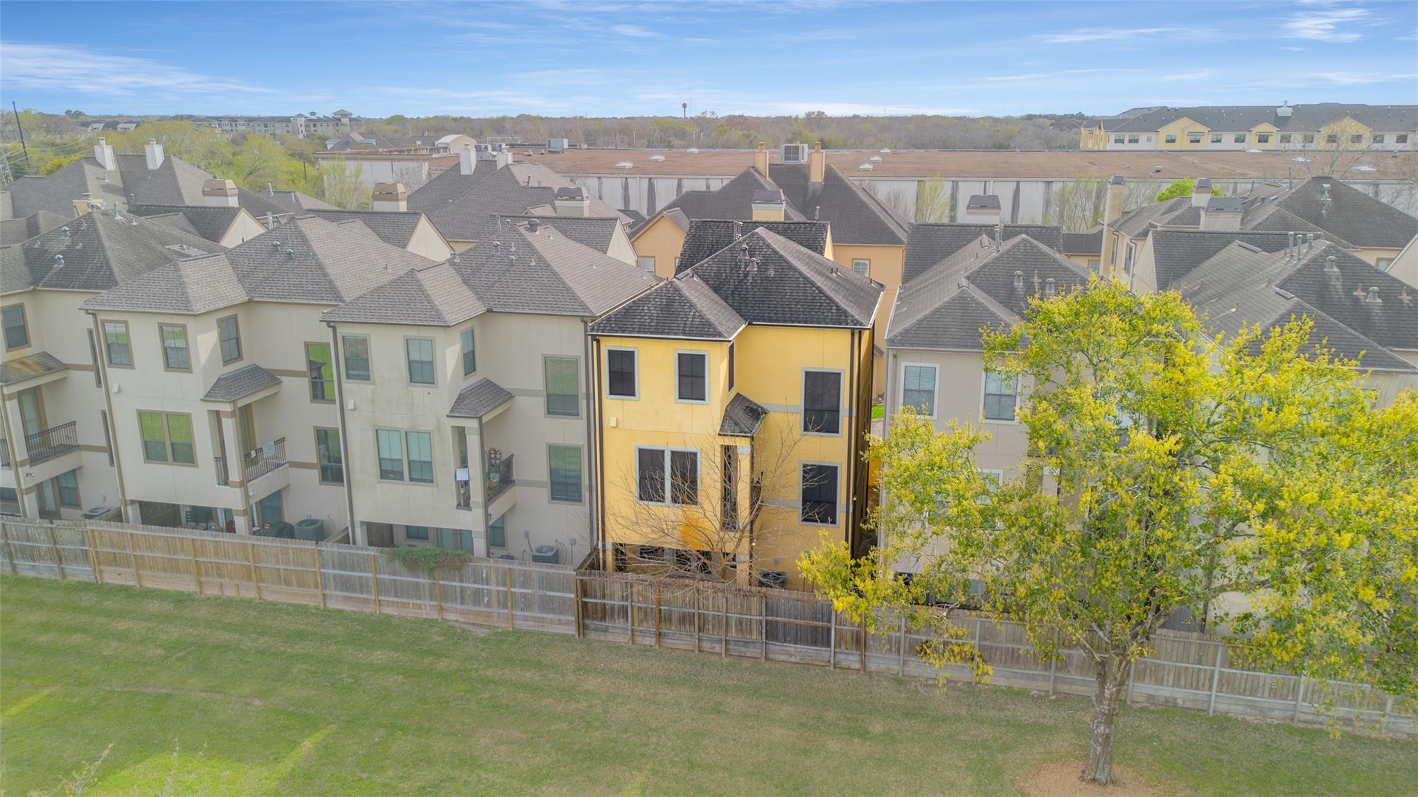 3022 Orchard Court