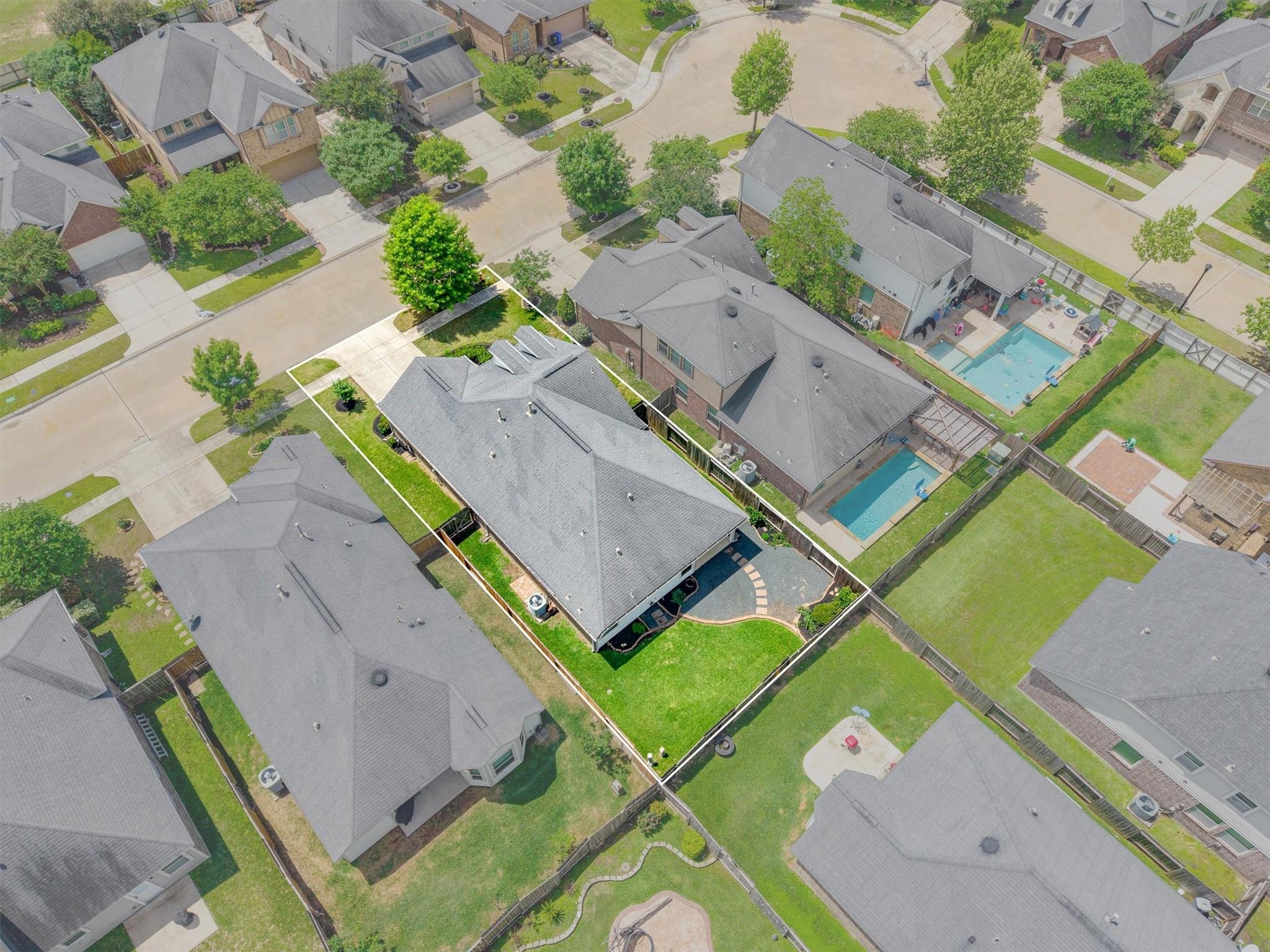 25026 Lakecrest Glen Drive