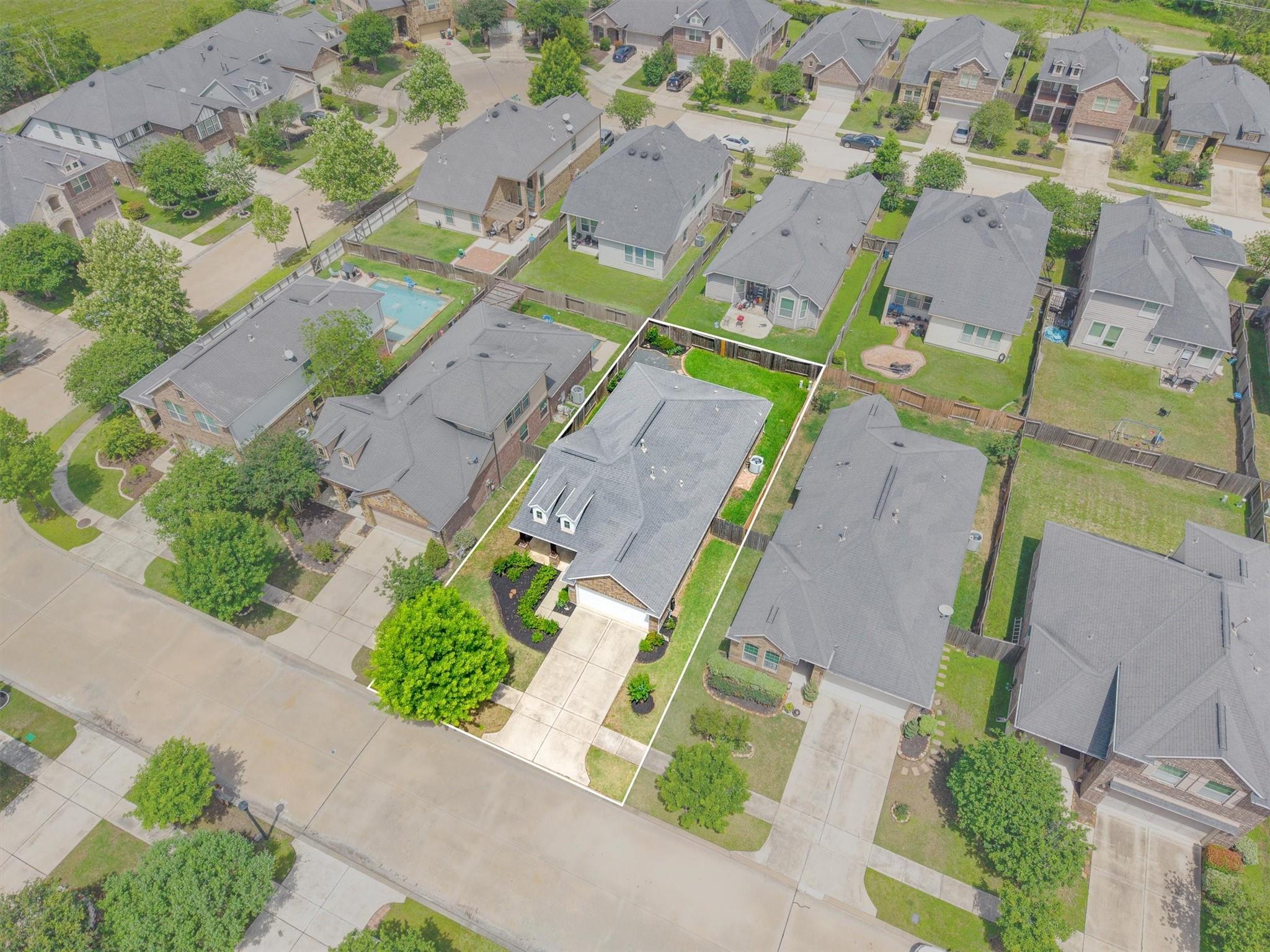 25026 Lakecrest Glen Drive