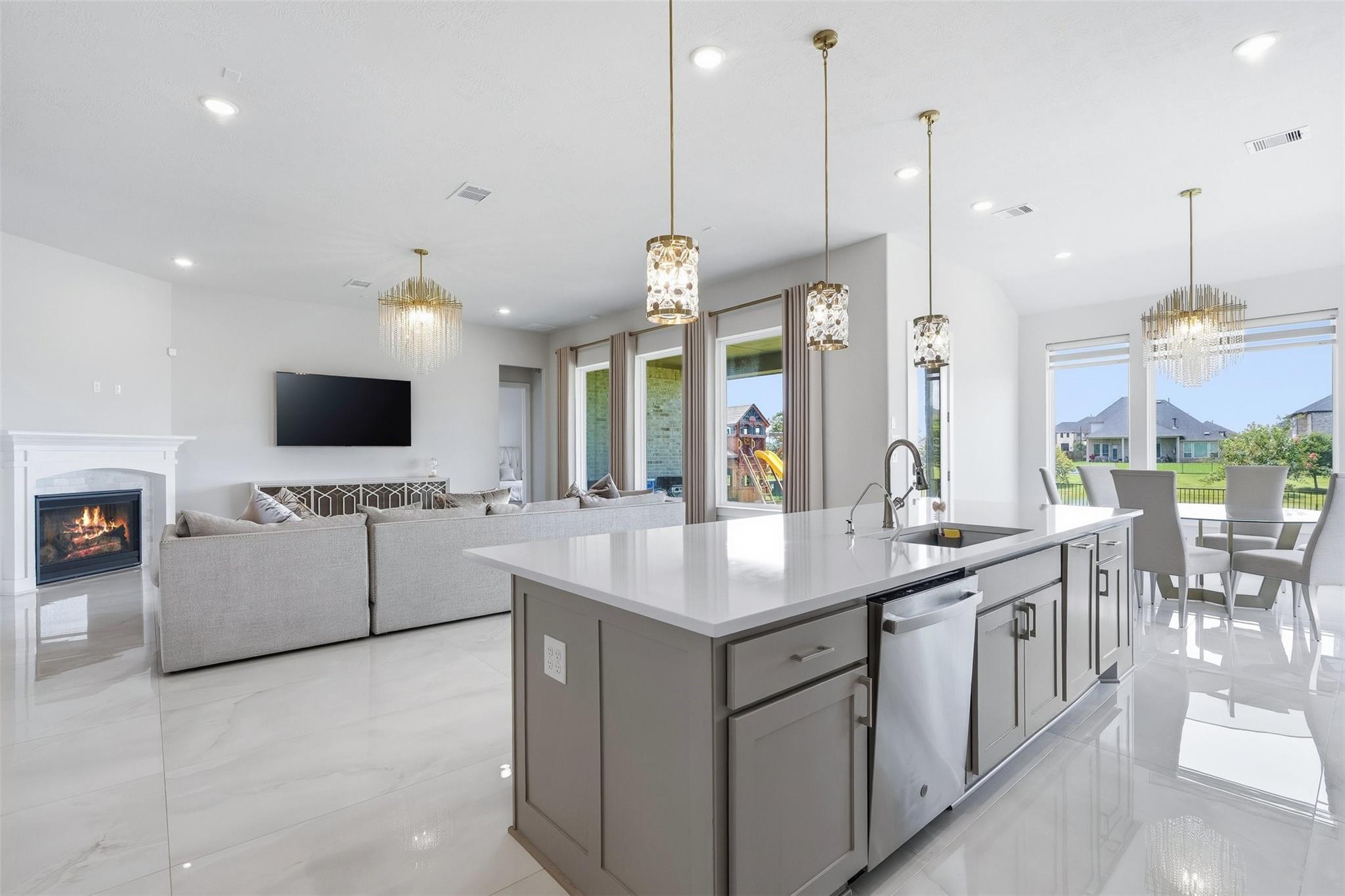 440 Stratus View Court