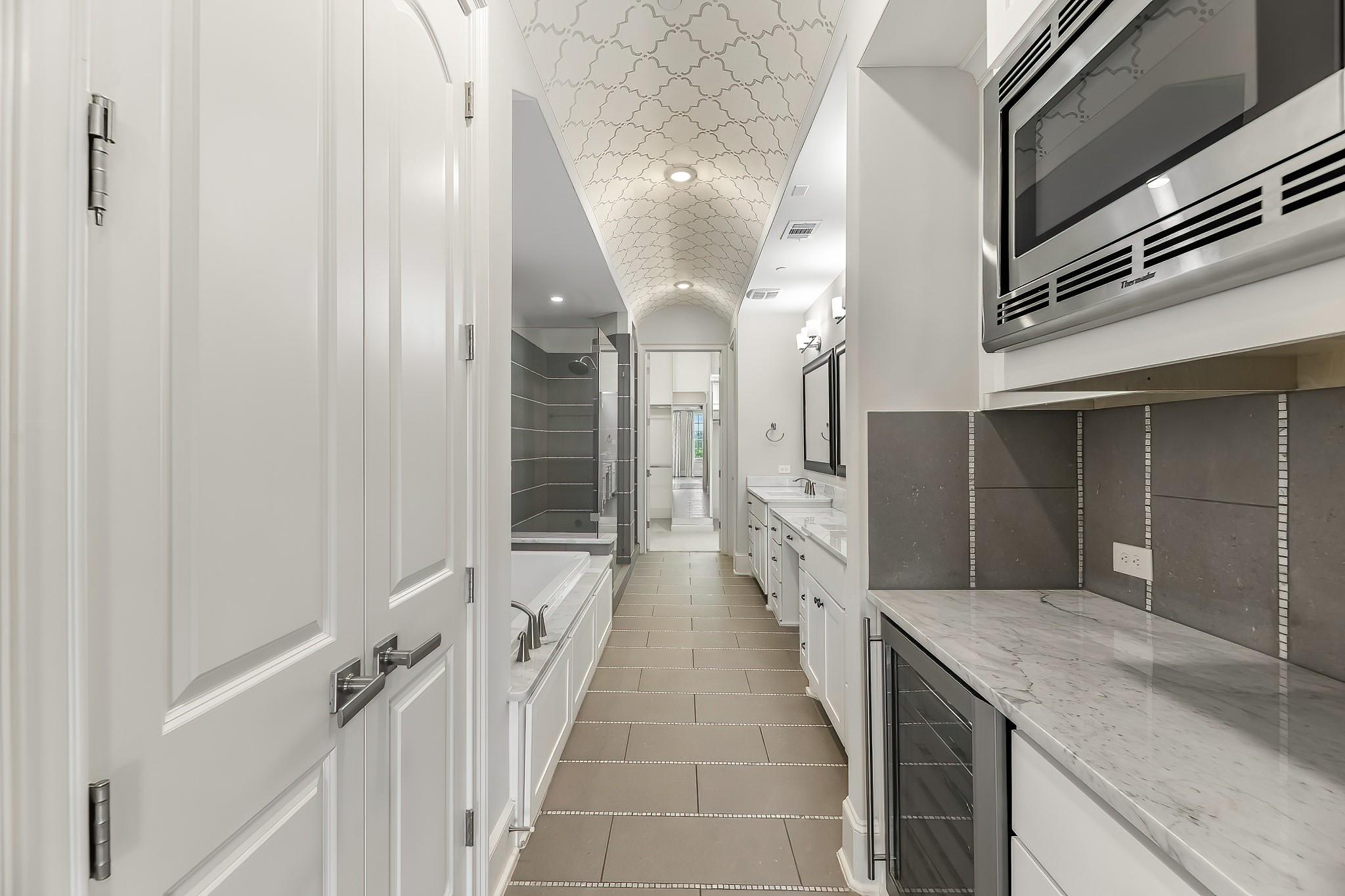 3709 Somerset Commons Lane