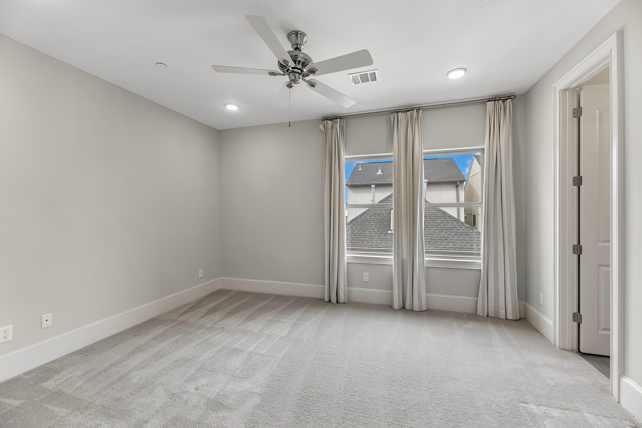 3709 Somerset Commons Lane