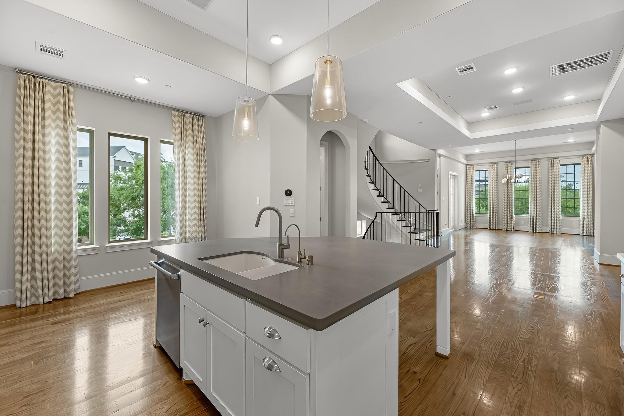 3709 Somerset Commons Lane