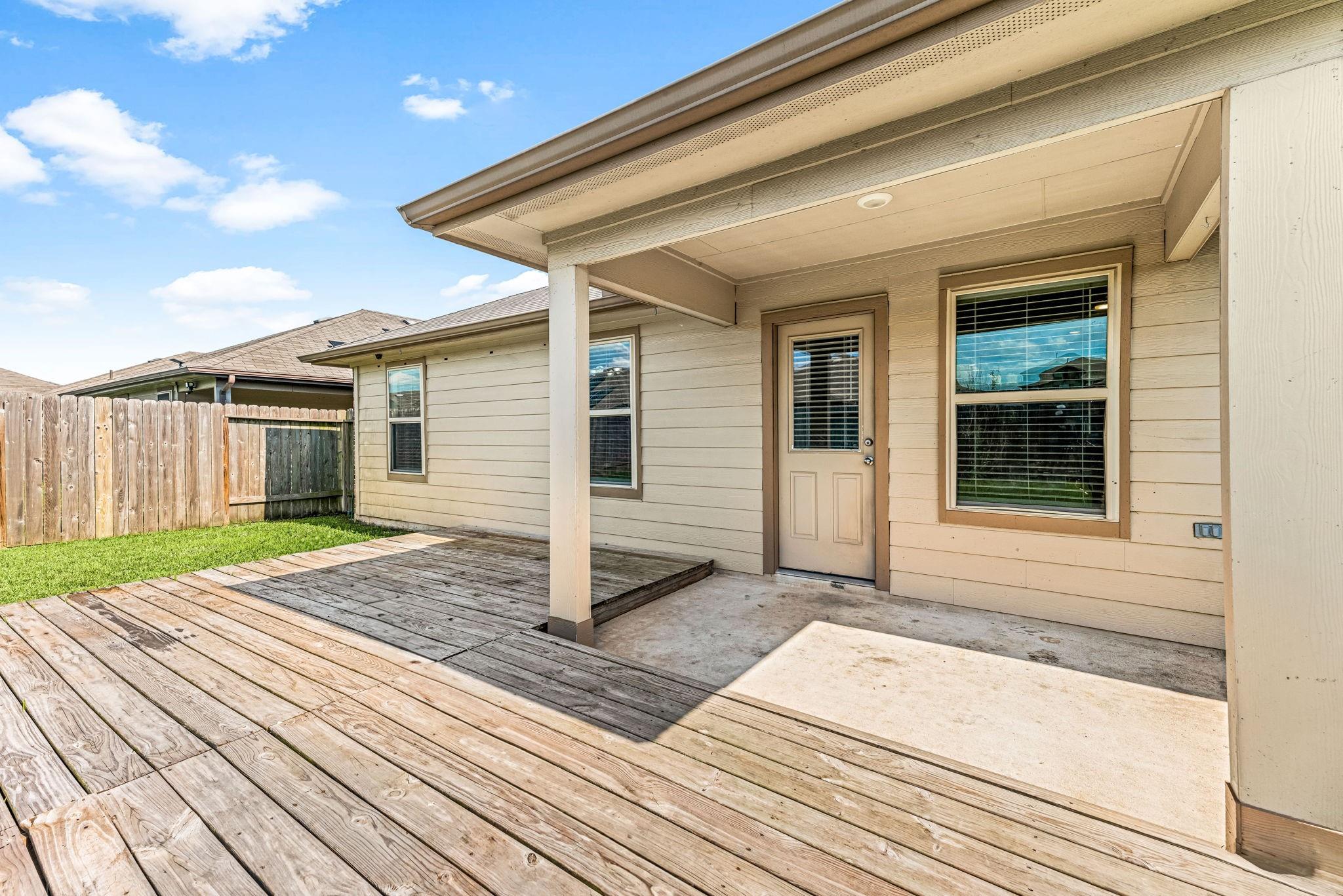707 Desert Pea Lane
