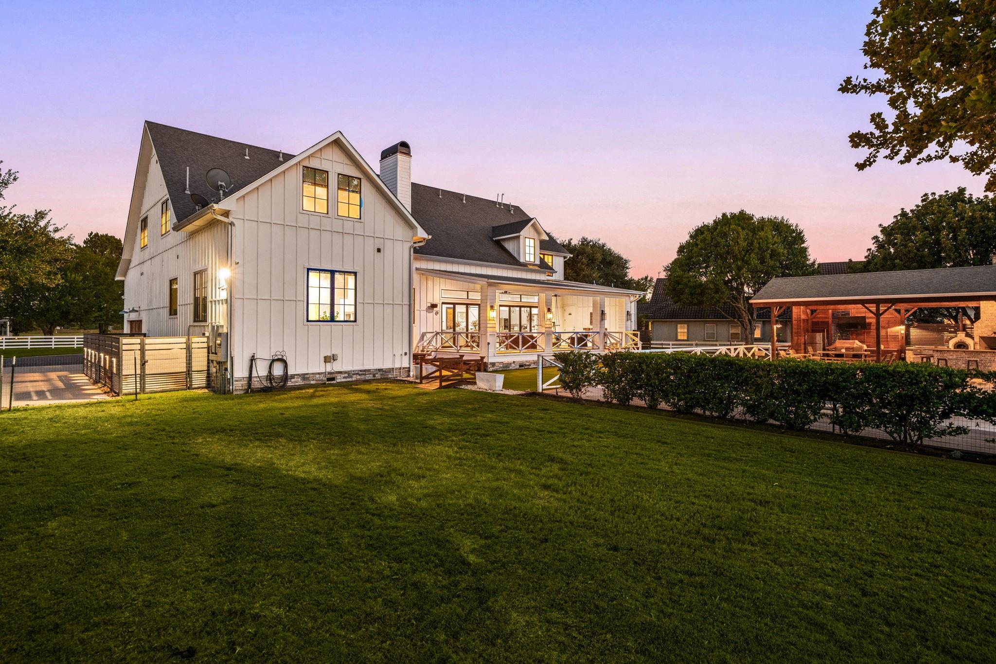 6571 Manorwood Drive