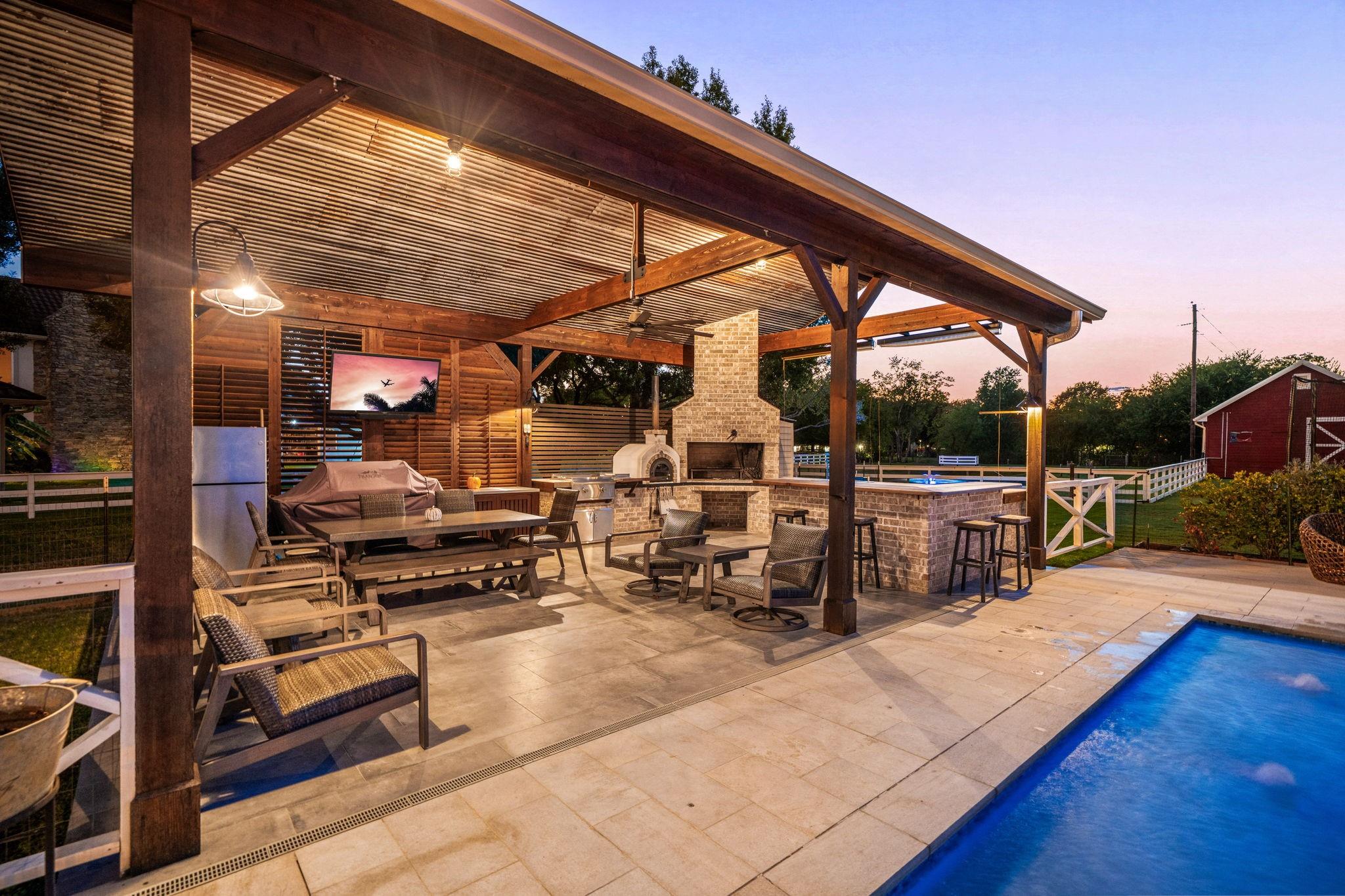 6571 Manorwood Drive