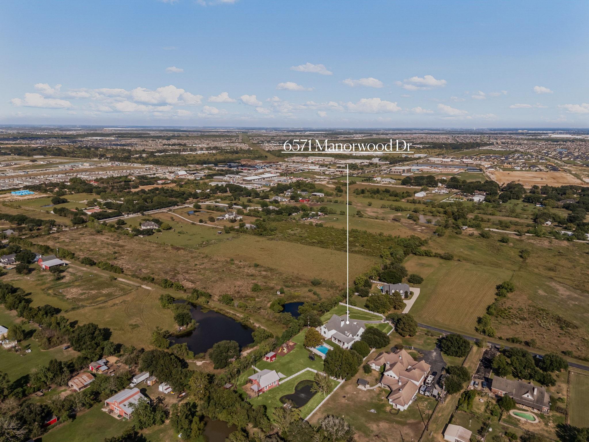 6571 Manorwood Drive
