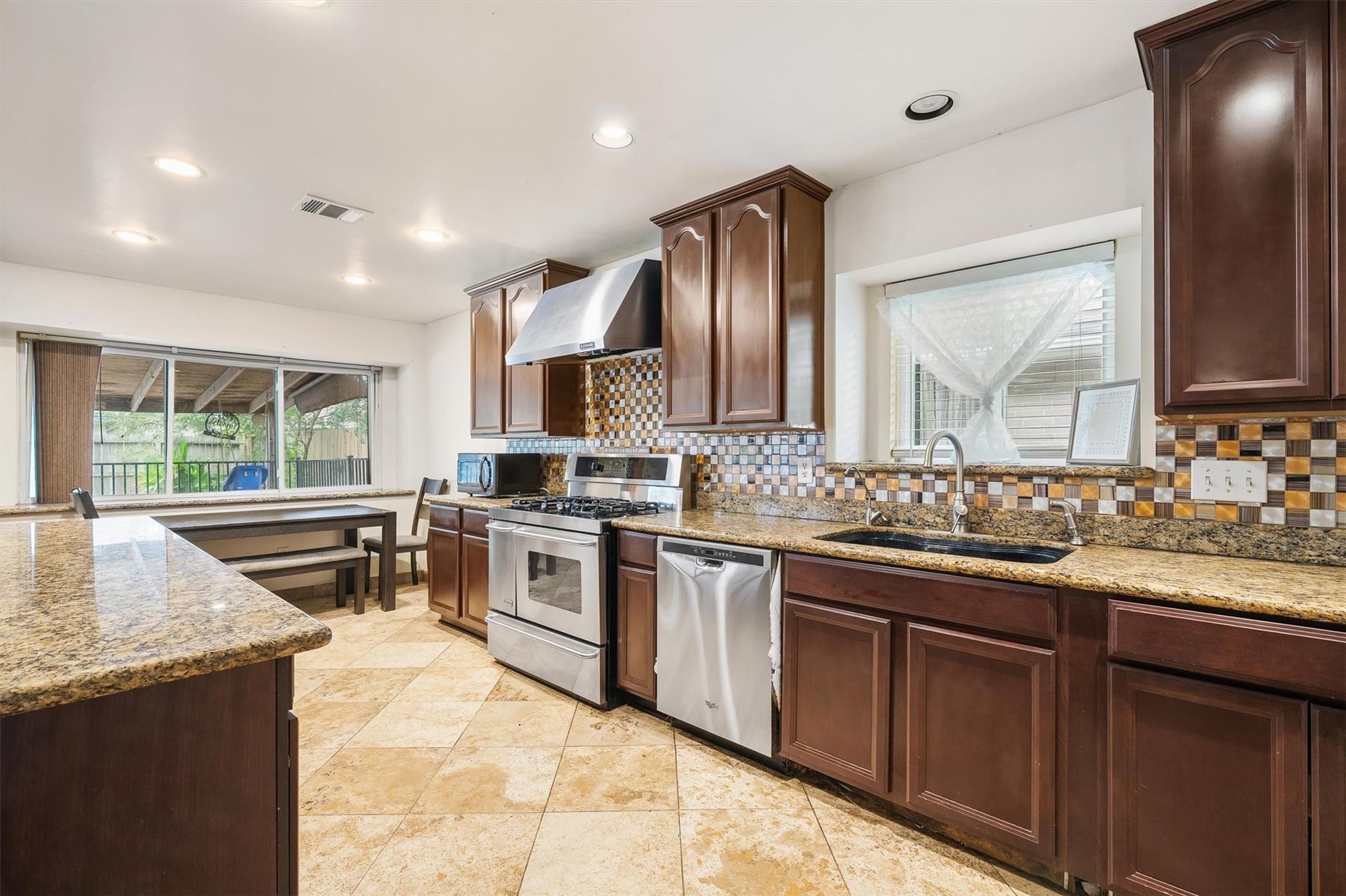 14015 Susan Court