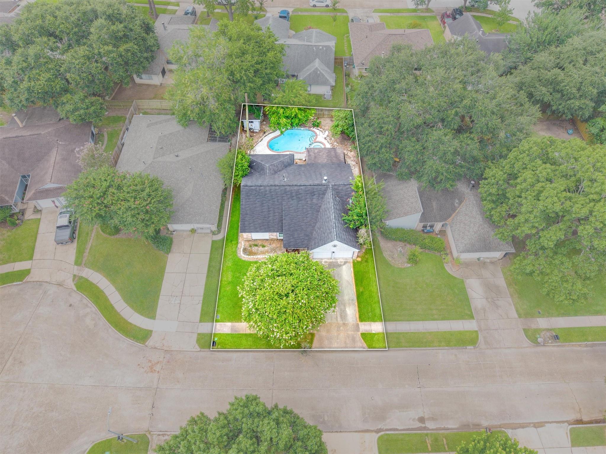 14015 Susan Court