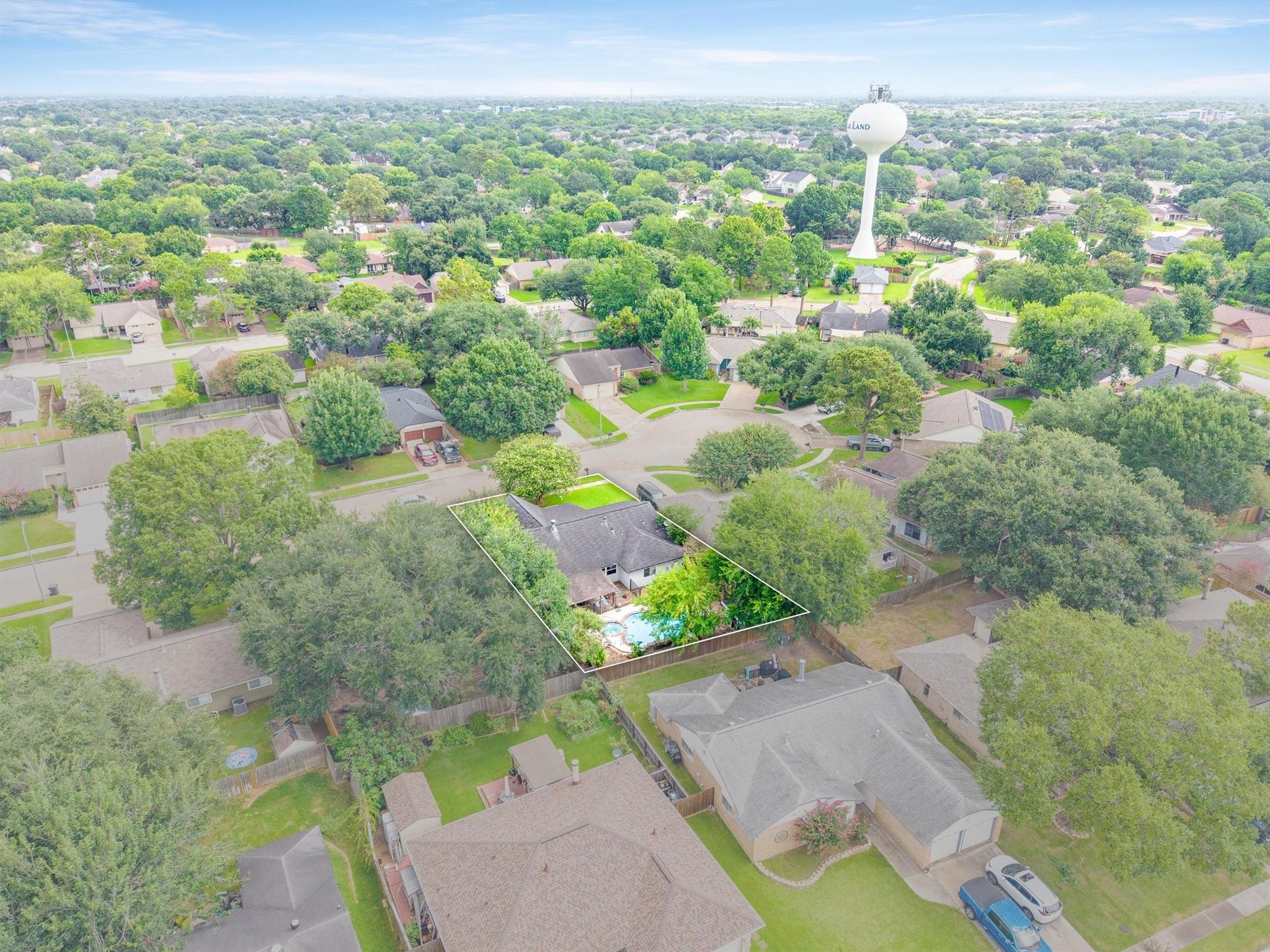 14015 Susan Court