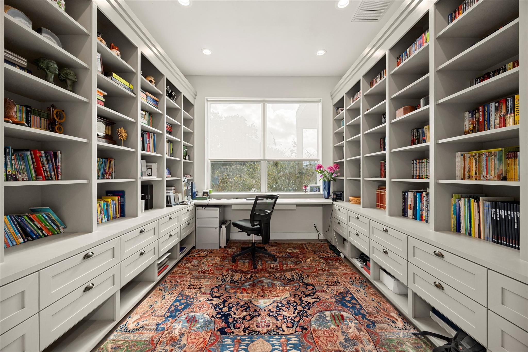 4700 Silverbelle Court