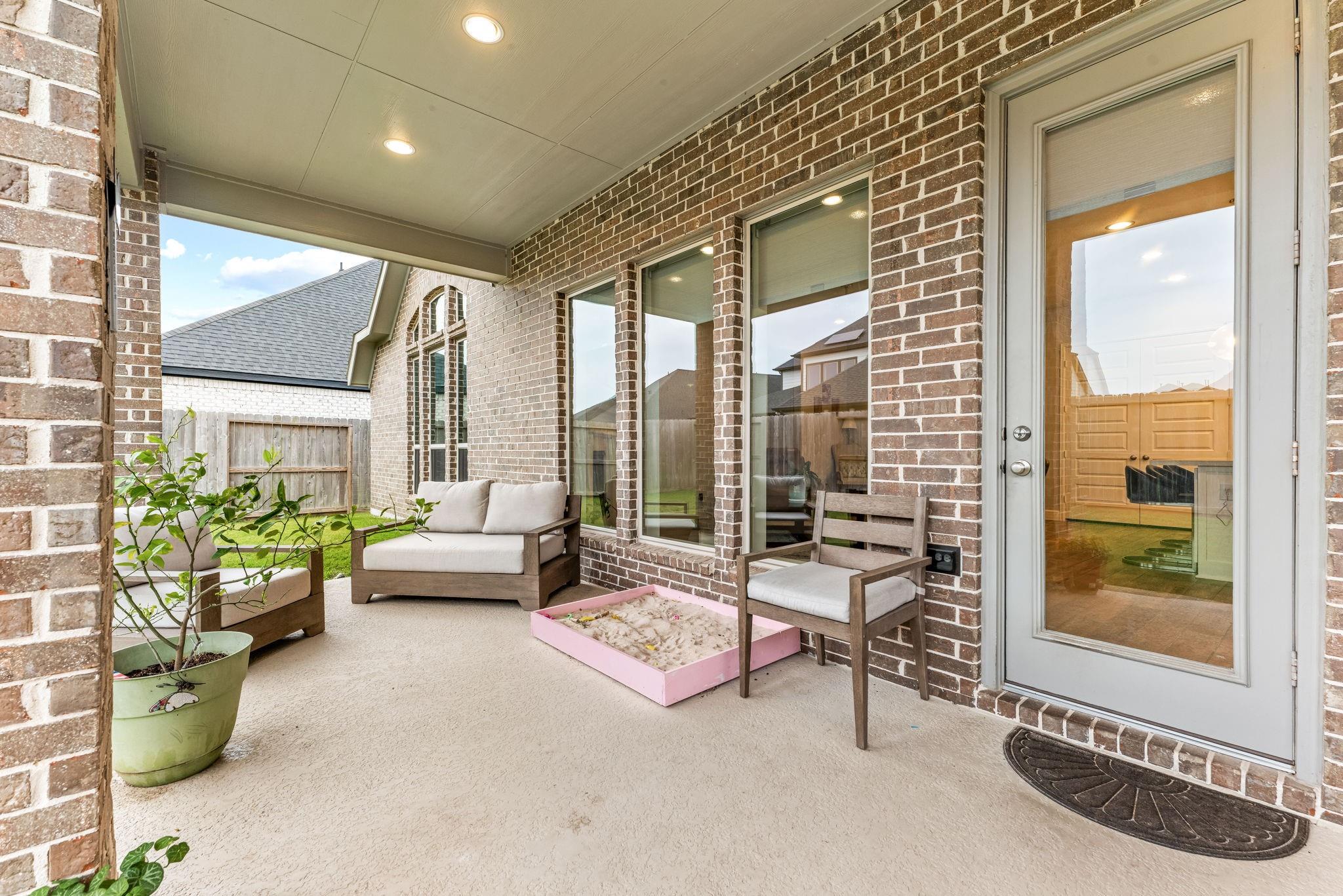 4107 Maple Glen Drive
