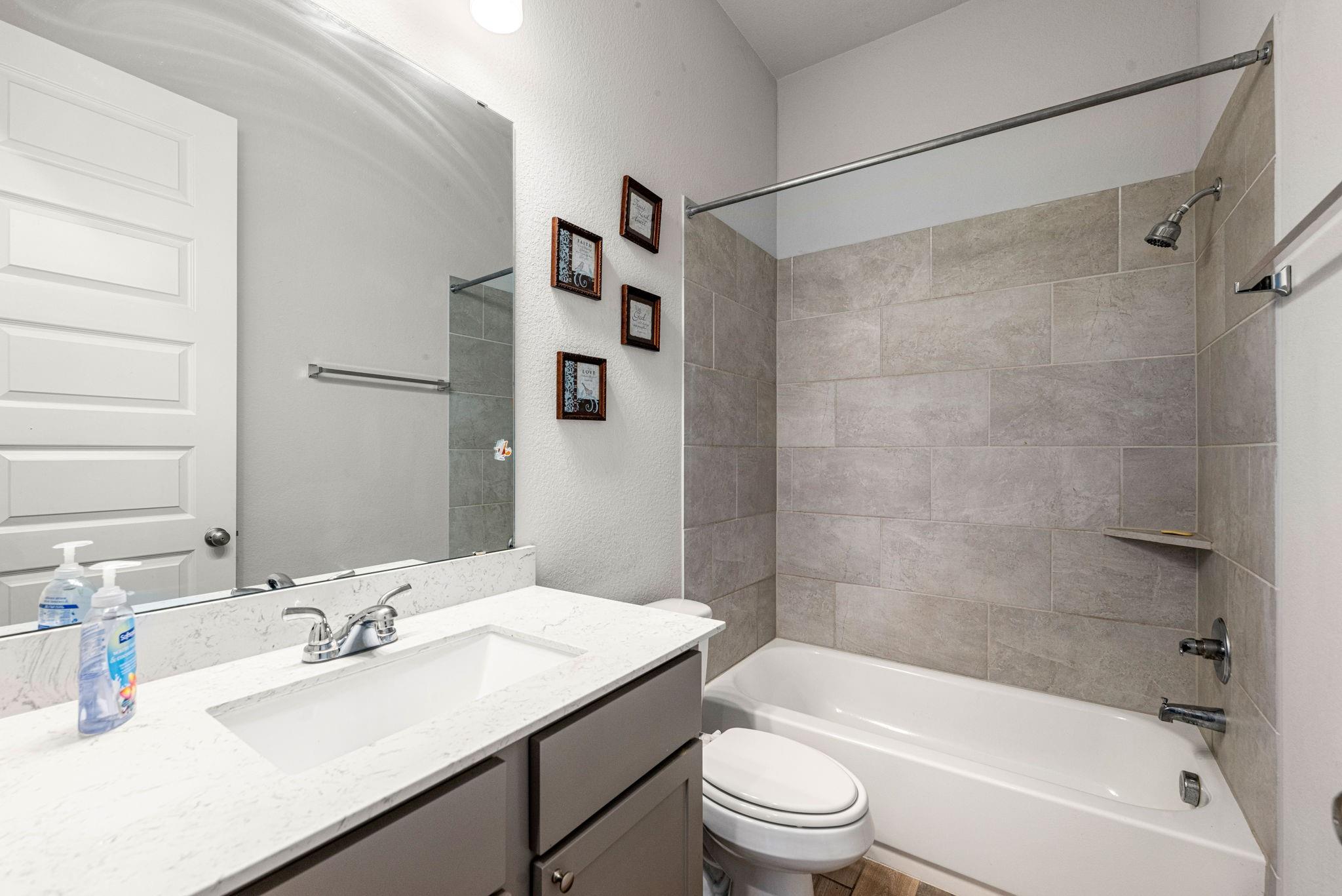 4107 Maple Glen Drive