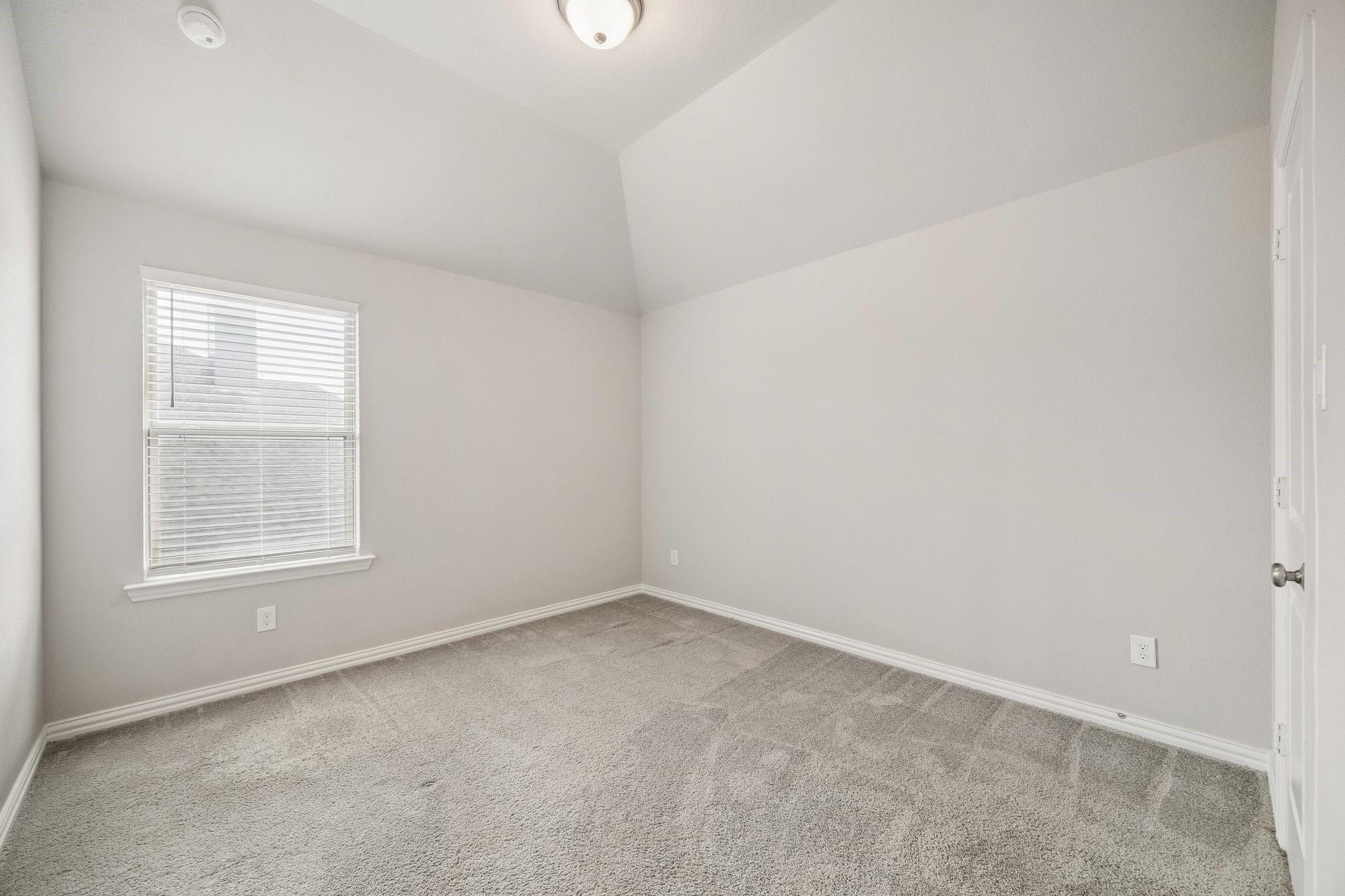 1415 Layla Sage Loop