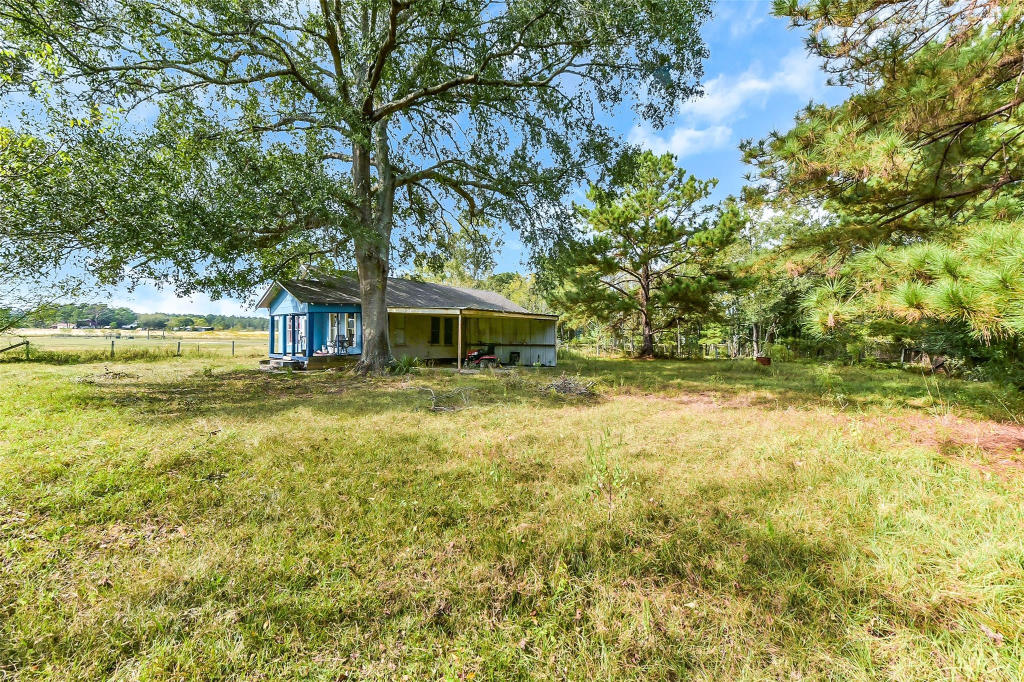 761 Longhorn Drive E