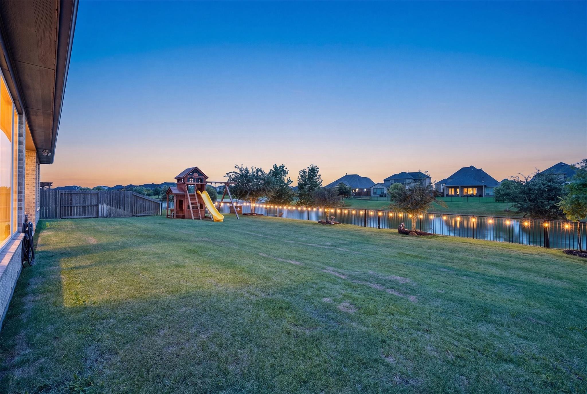 440 Stratus View Court