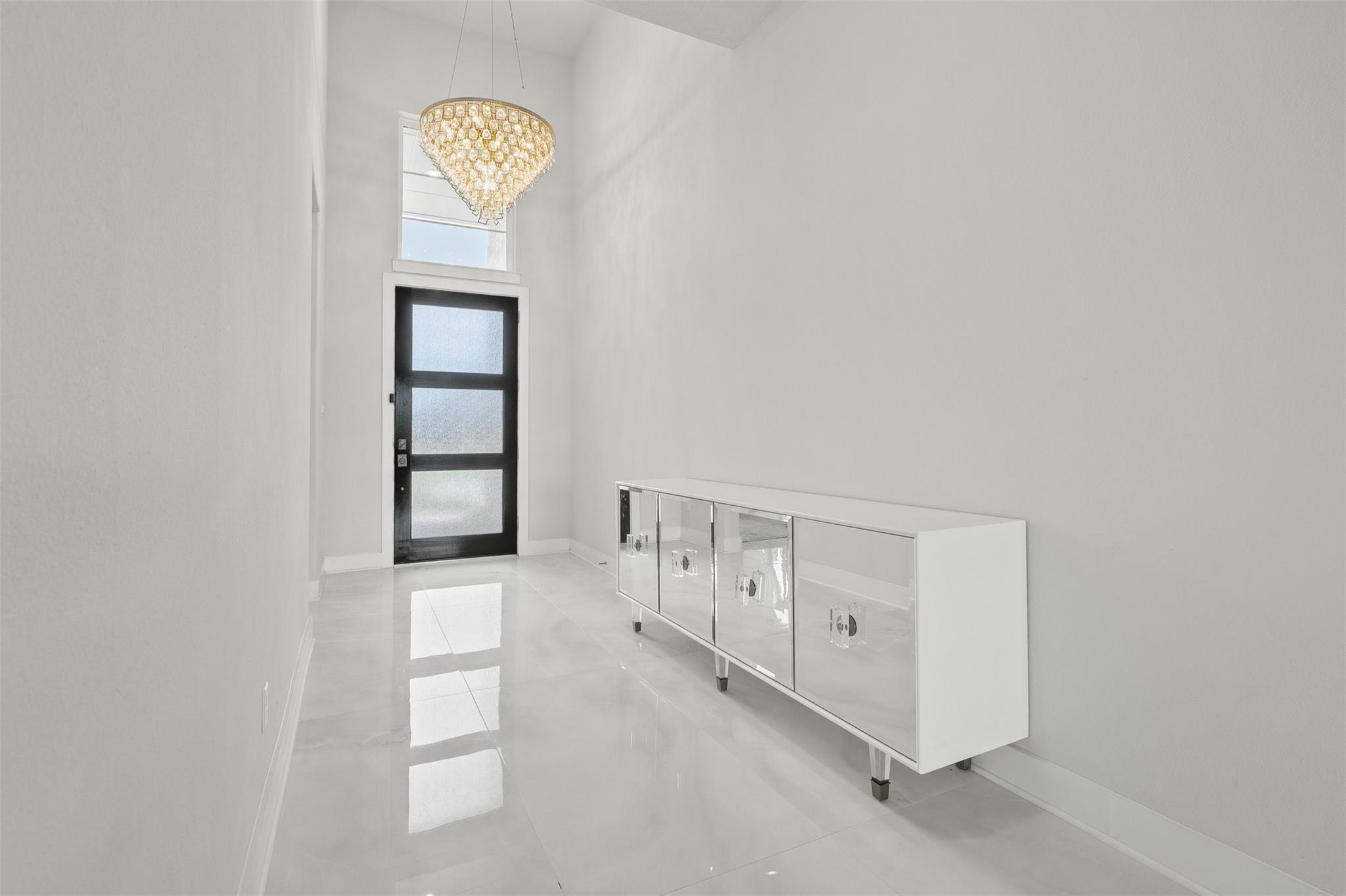 440 Stratus View Court