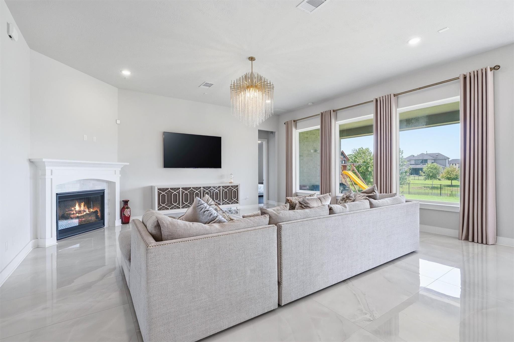 440 Stratus View Court