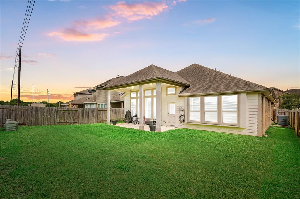 5343 Baroness Lane