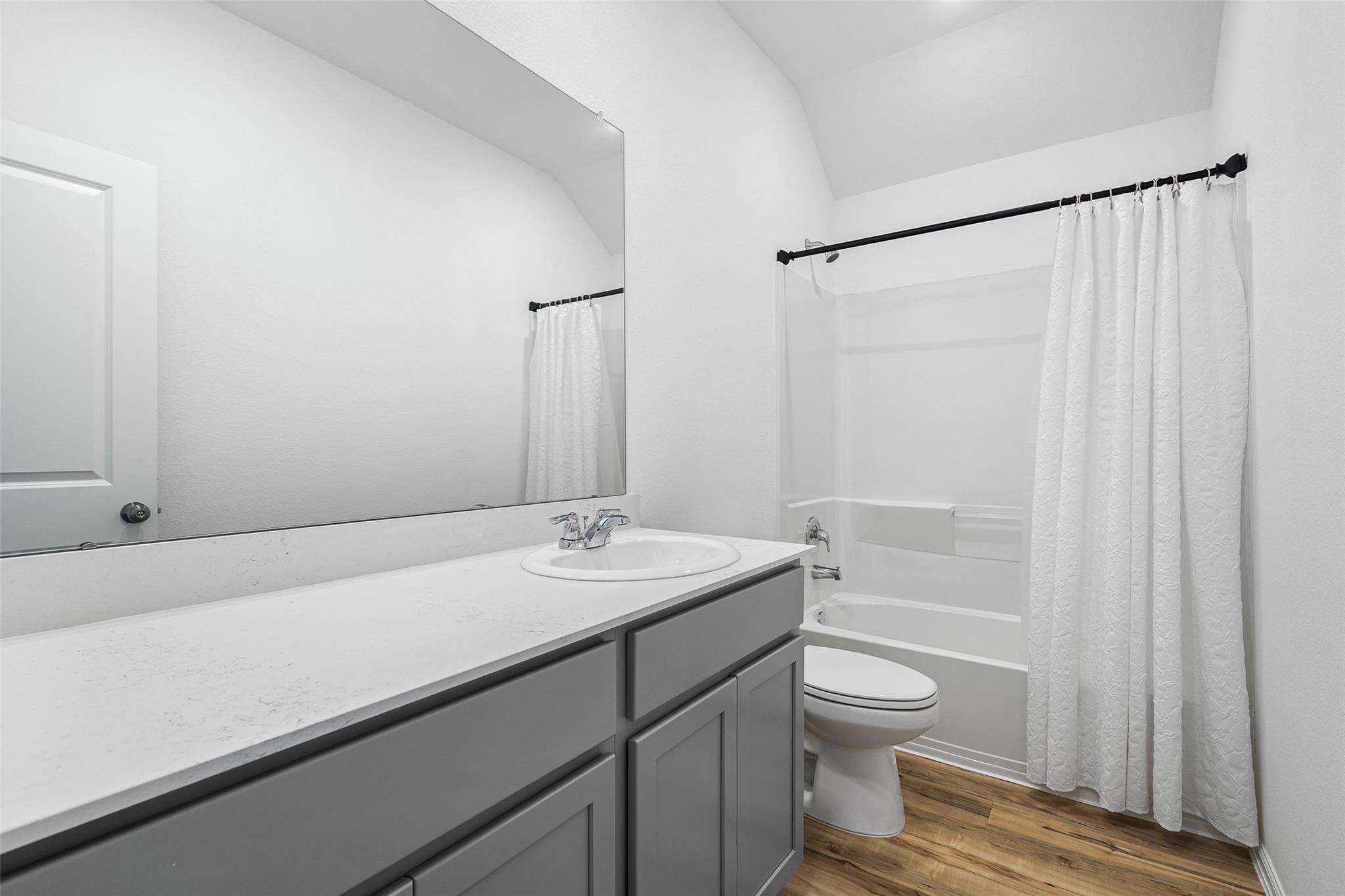 7427 Bartoncliff Drive