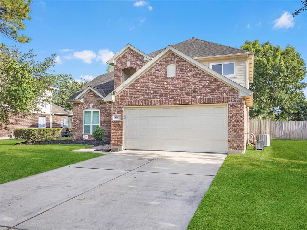 9707 Green Valley Lane