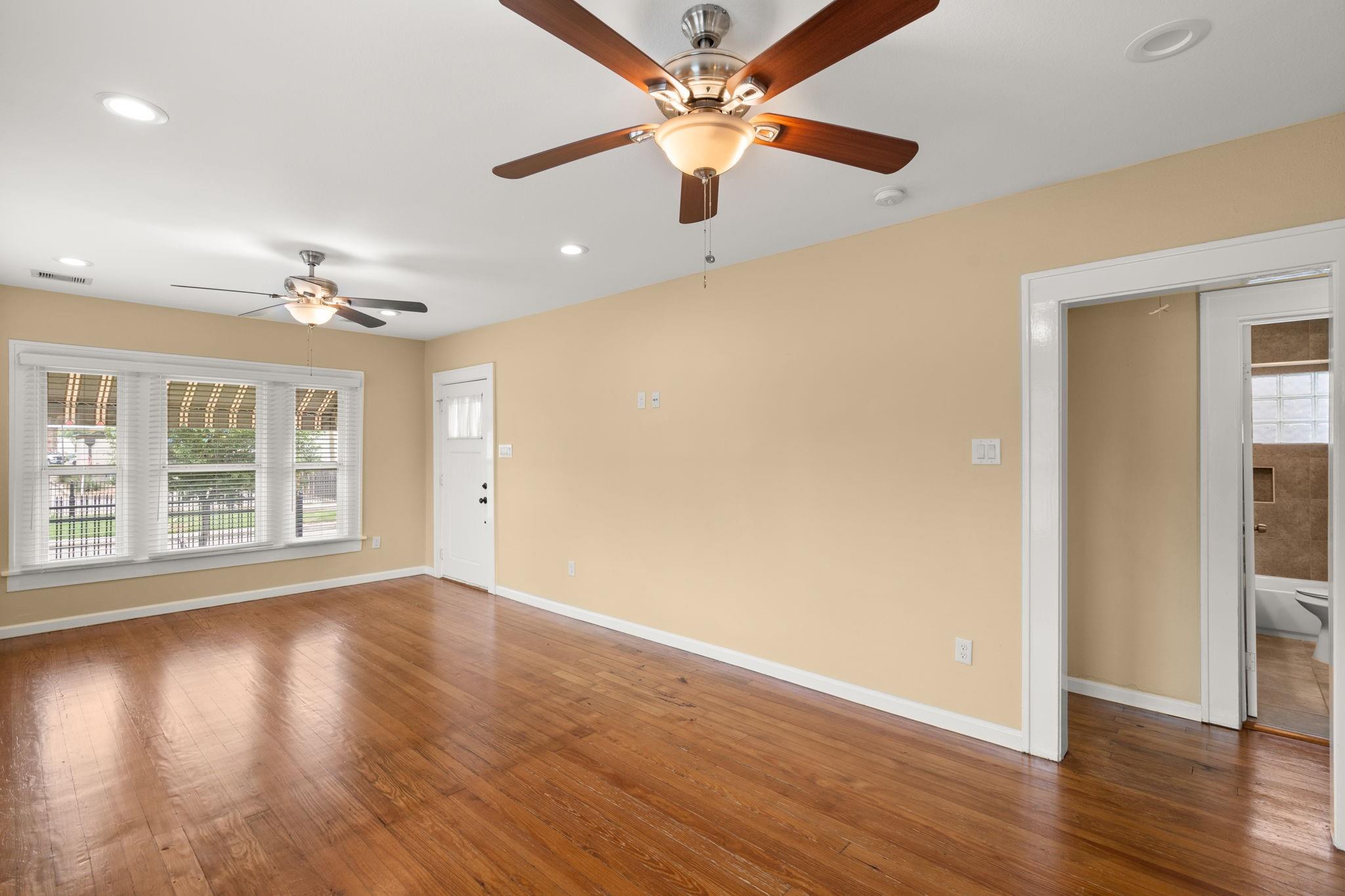 502 Dell Court