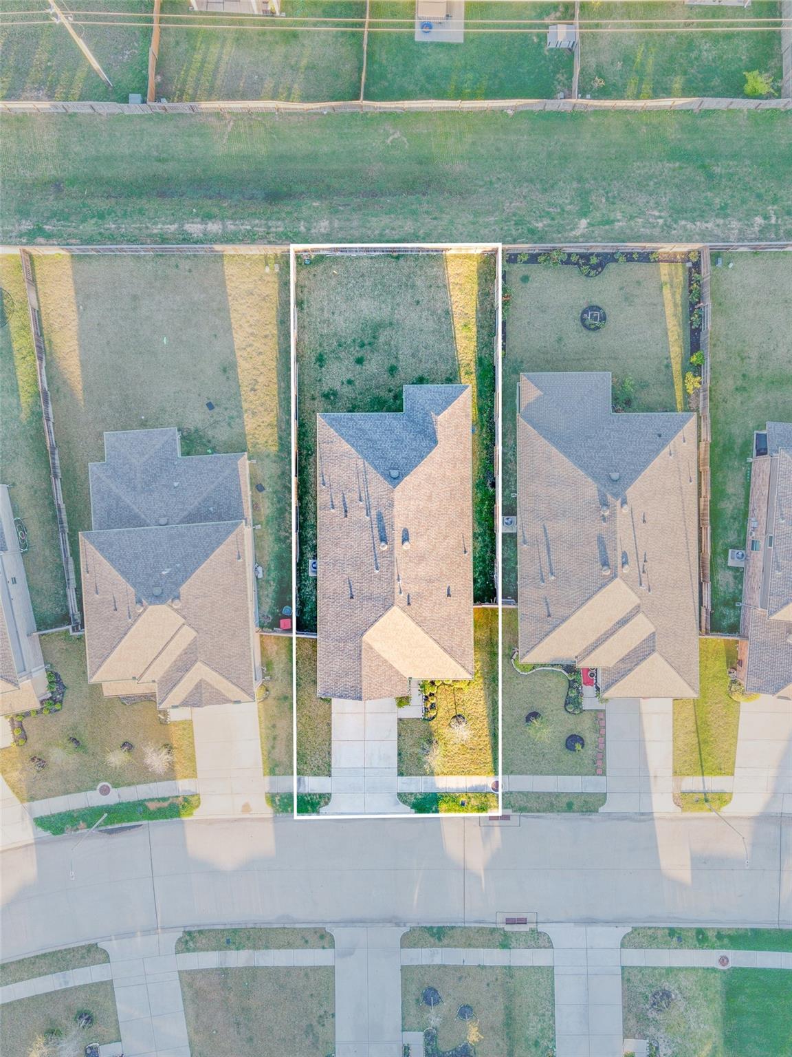 8218 Wave Arbor Drive