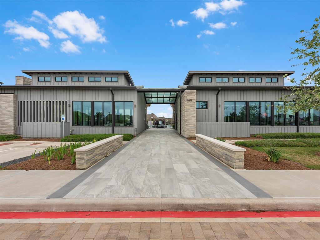 10719 Starry Farm Way