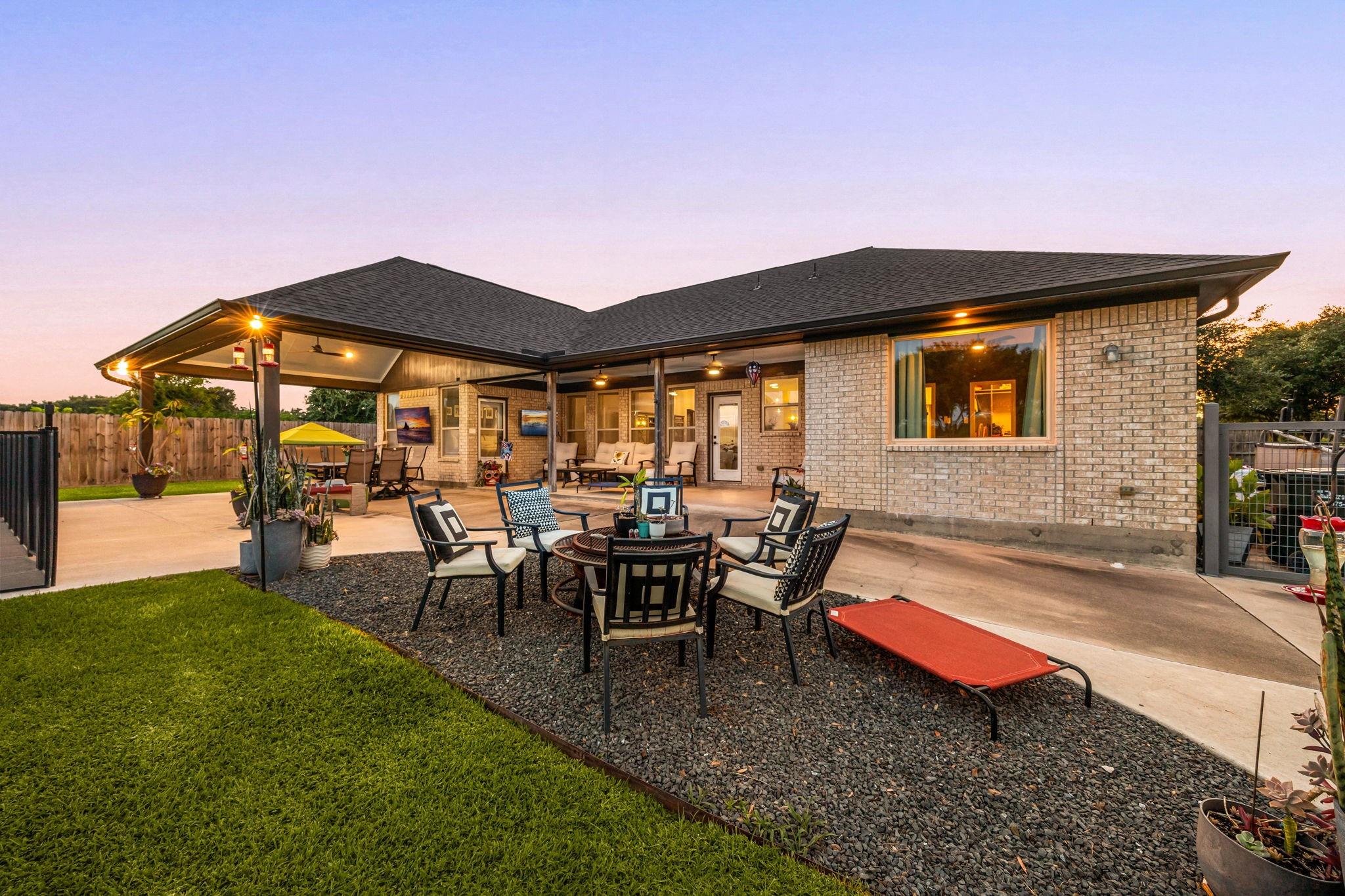35129 Pontiac Drive