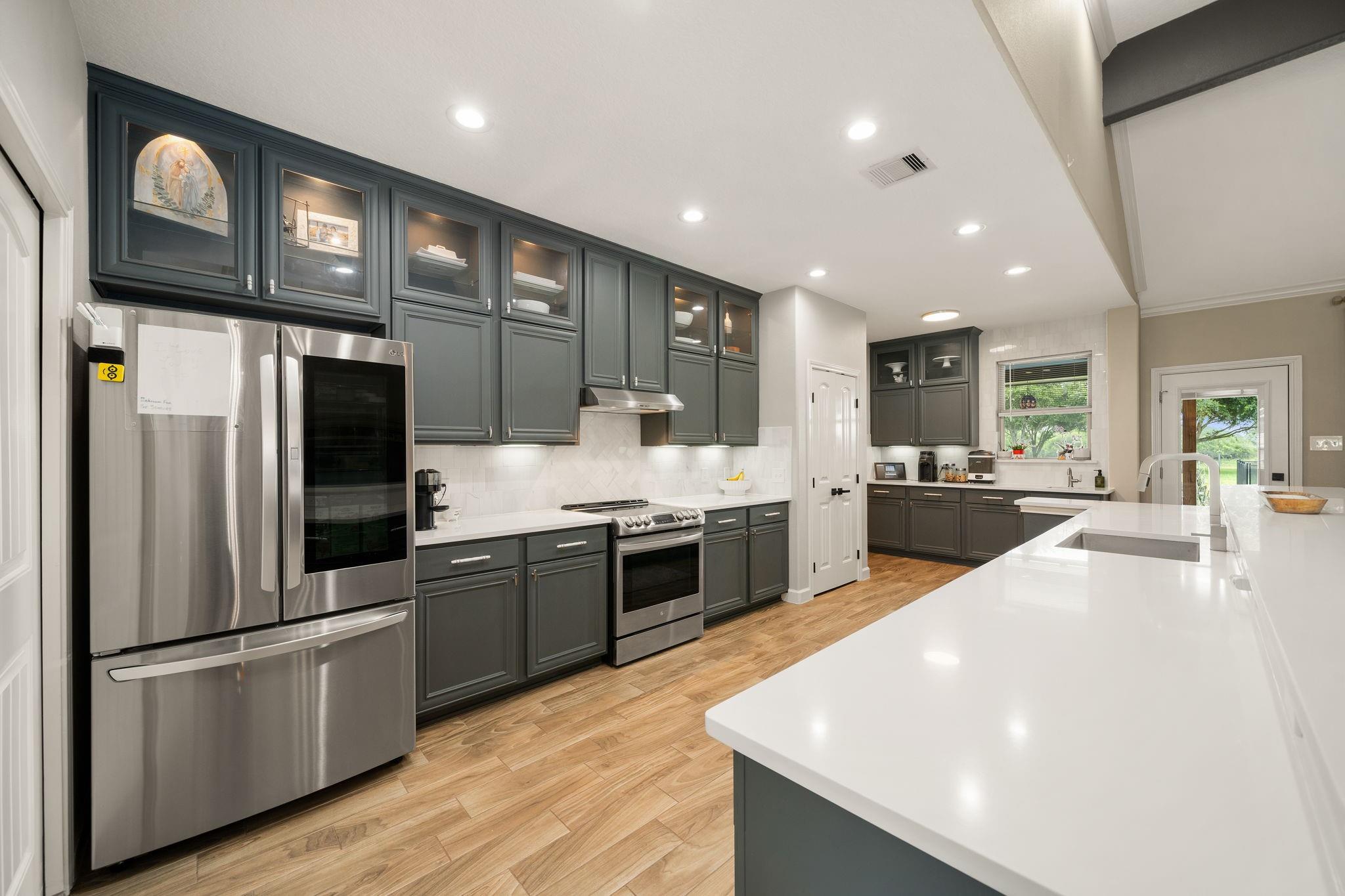 35129 Pontiac Drive