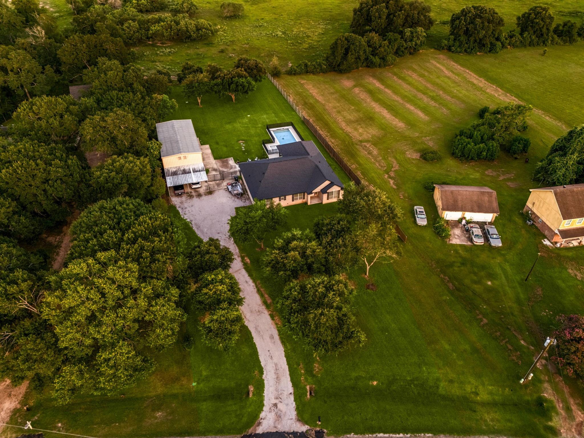 35129 Pontiac Drive
