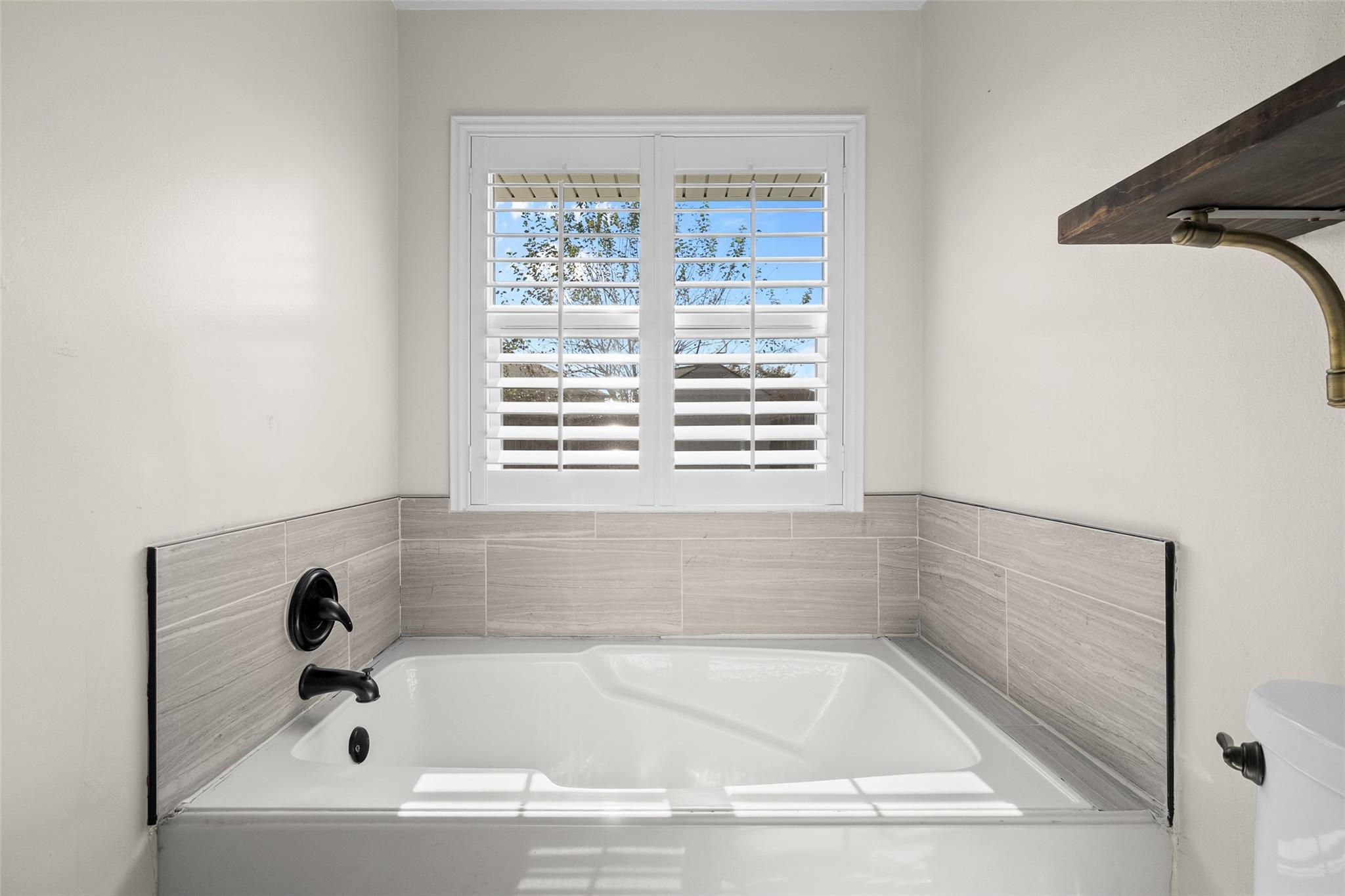 4826 Stone Bridge Street