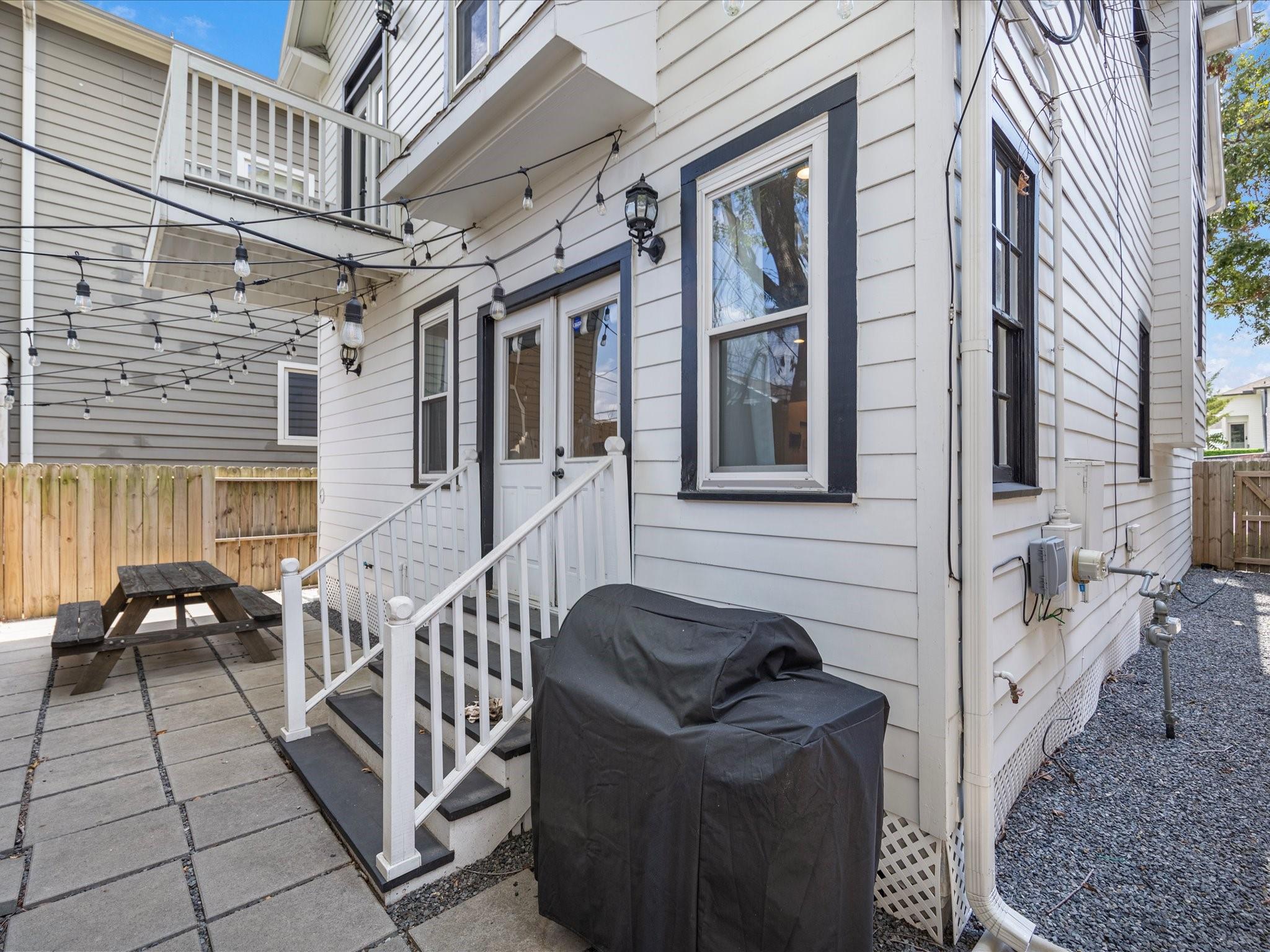 403 E 25th Street