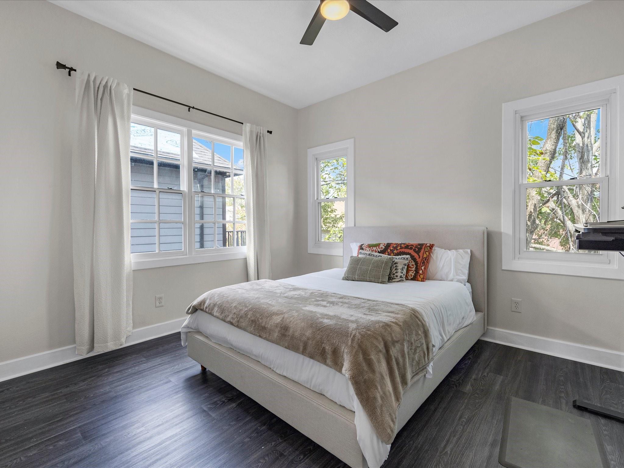403 E 25th Street
