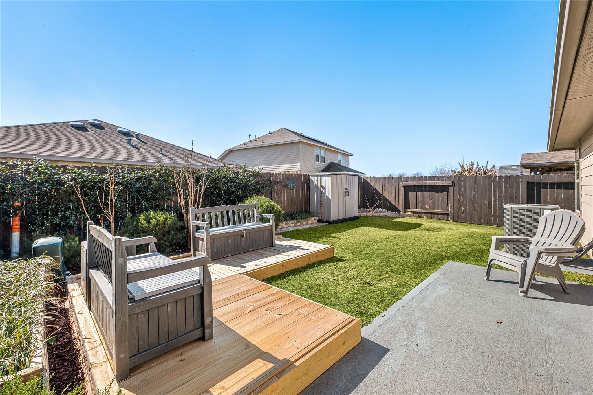 3059 Hawthorne Glen Lane