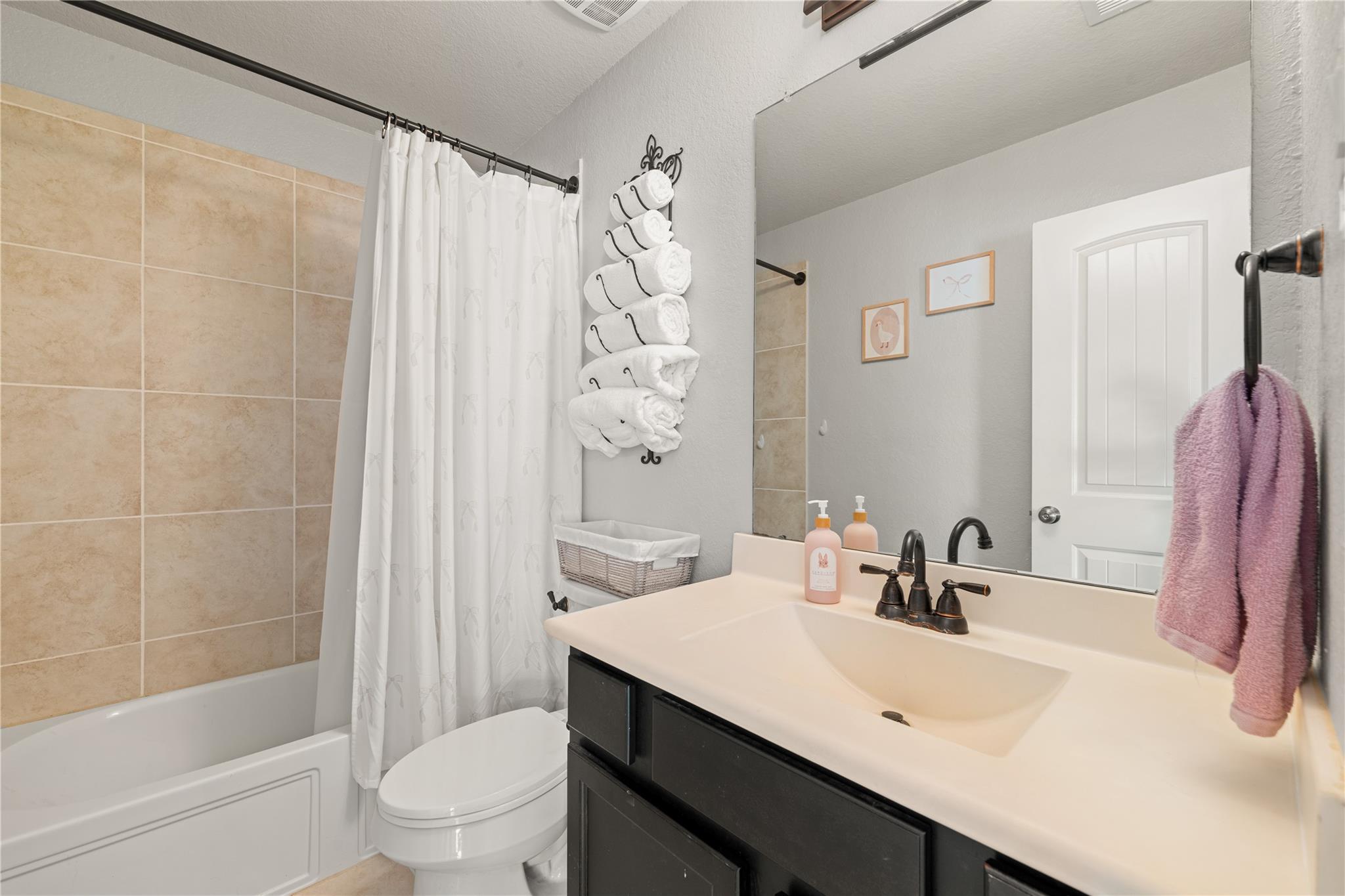 3059 Hawthorne Glen Lane