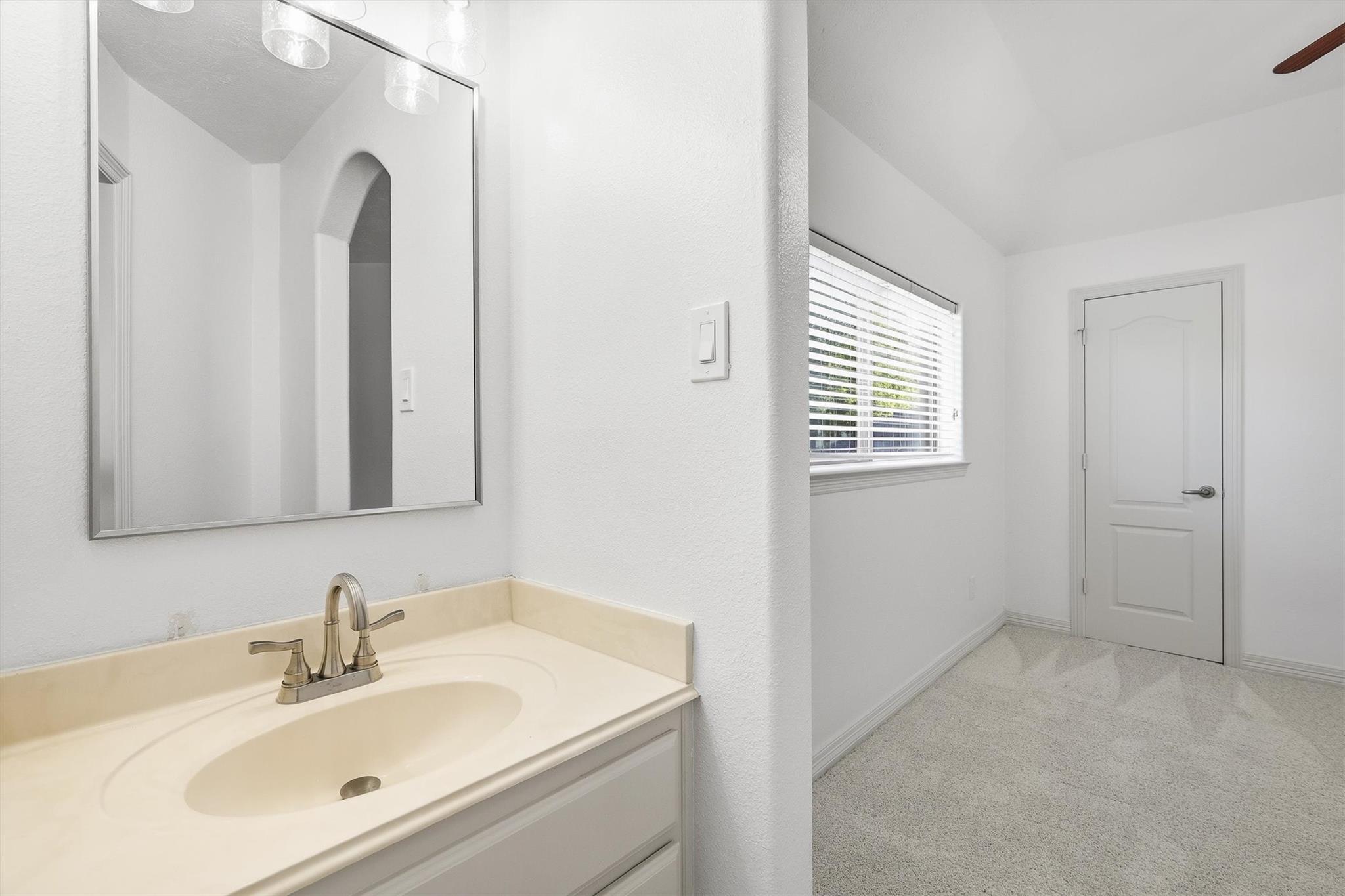 11309 Harbor Breeze Drive