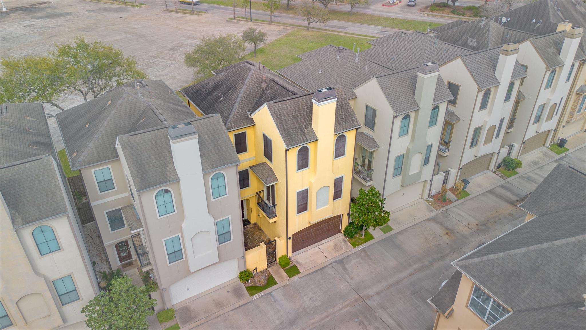 3022 Orchard Court
