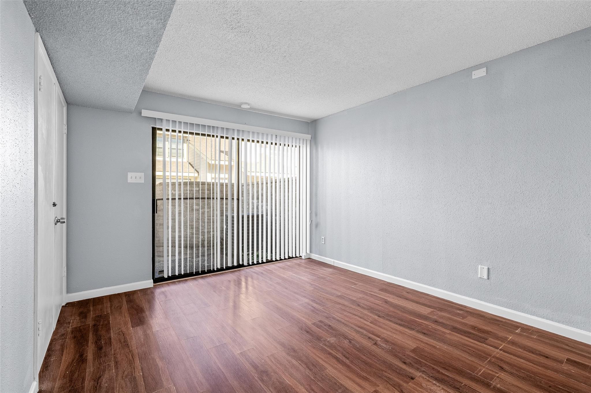 6239 Ludington Drive # 928 Unit: 22-928