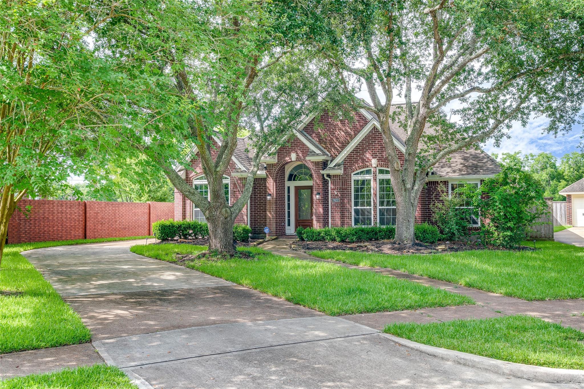 7422 Quiet Glen Drive