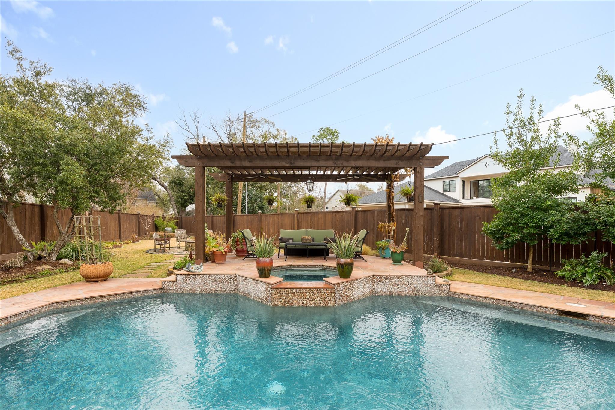 24 Village Oaks Lane