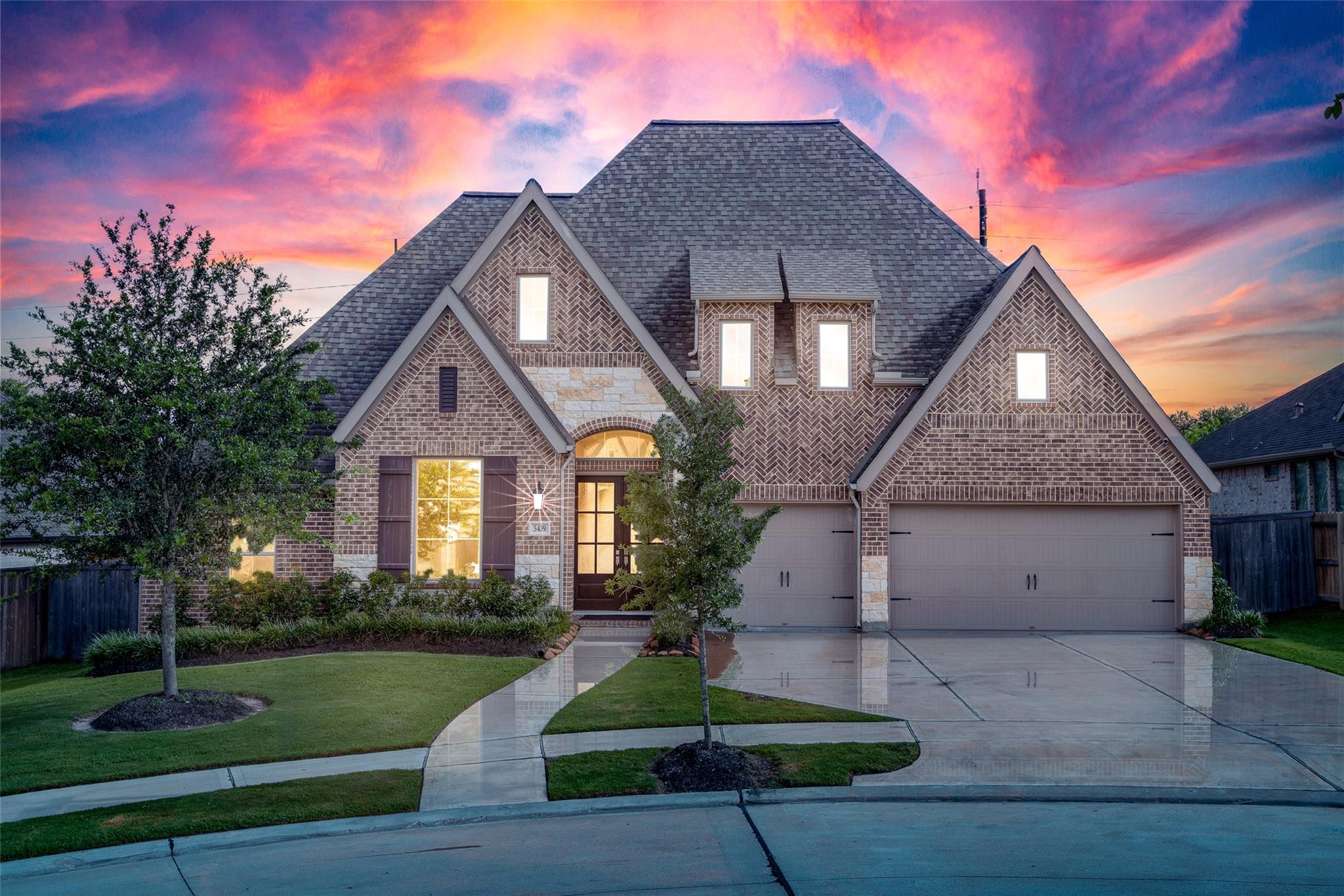 5439 Farm Hill Way