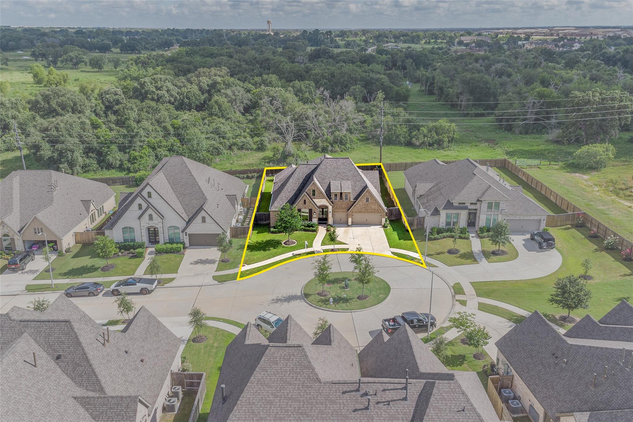 5439 Farm Hill Way