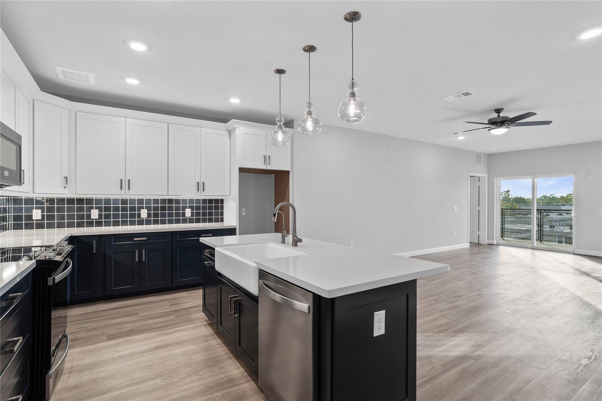 6804 Westview Drive # 3404