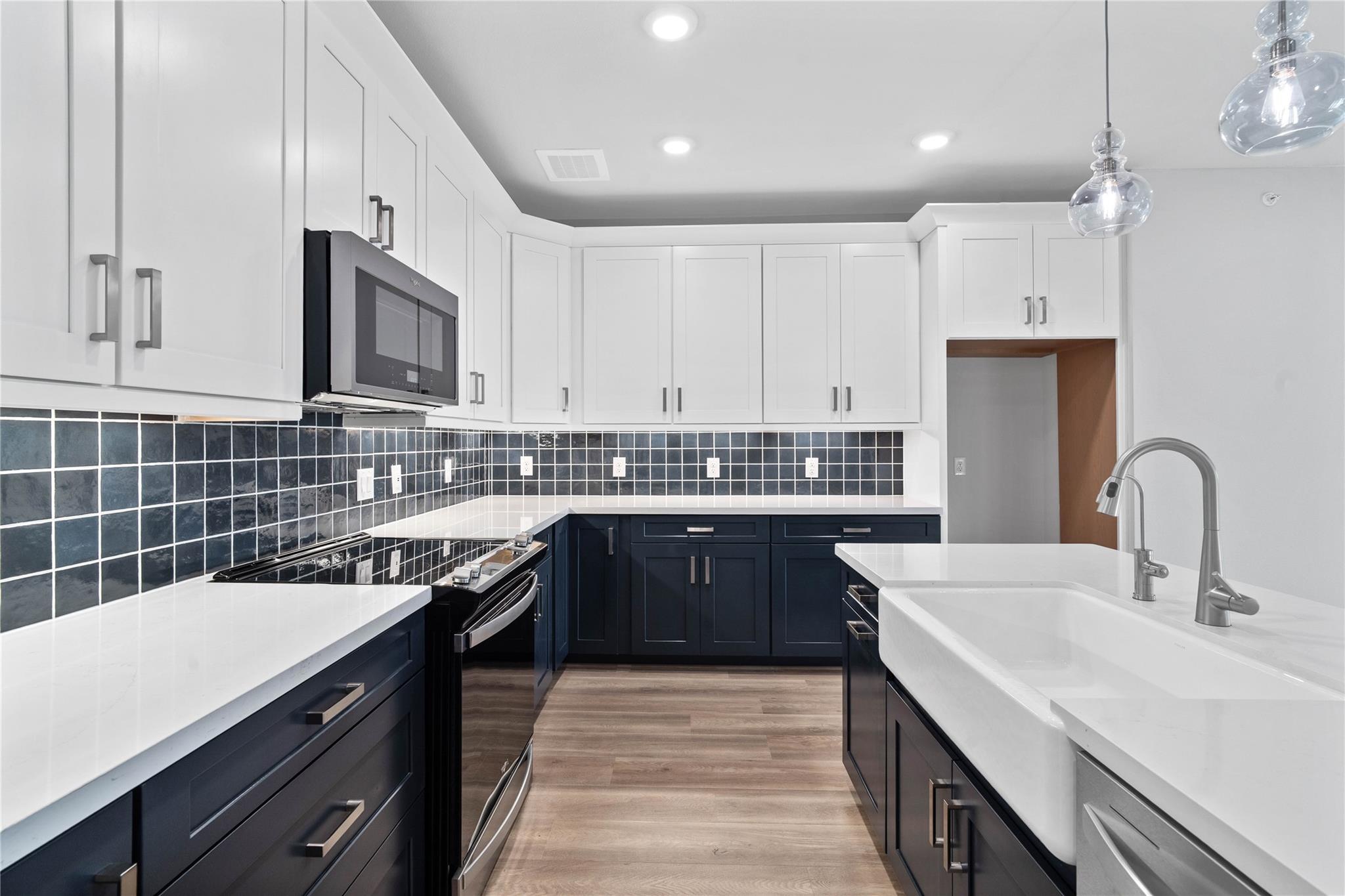 6804 Westview Drive # 3404