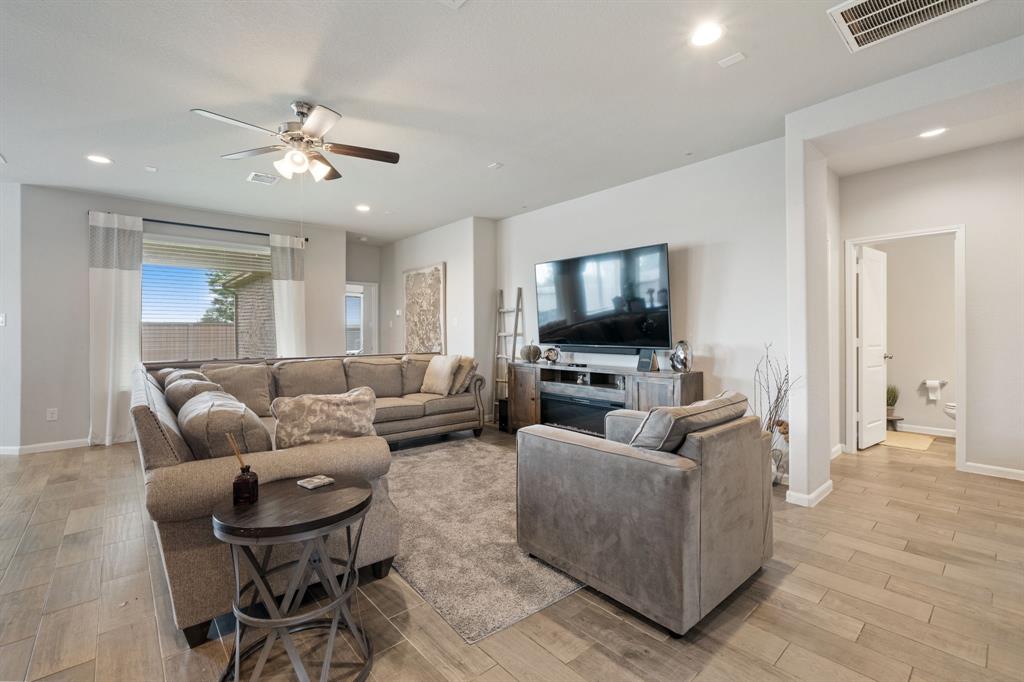 28746 Pearl Bridge Lane