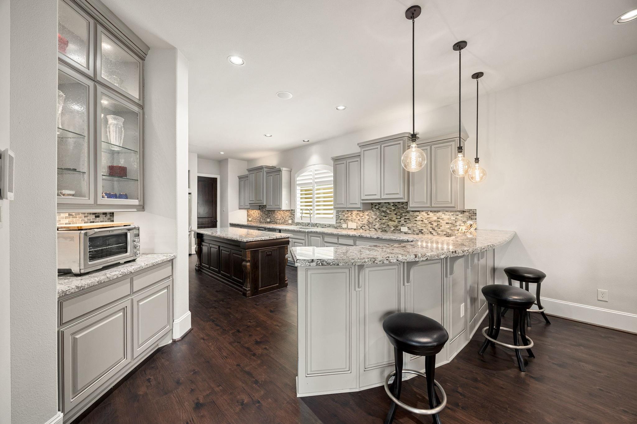 915 Windsor Woods Lane