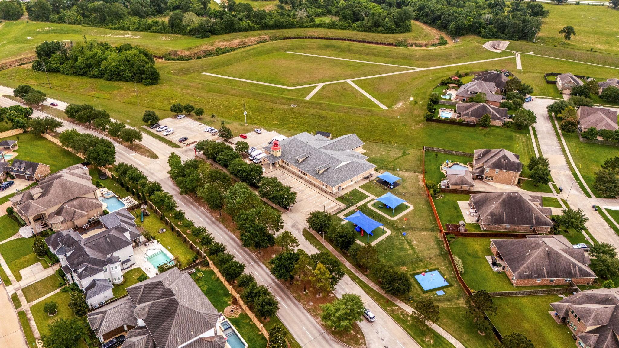 915 Windsor Woods Lane